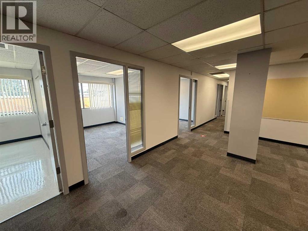 200, 68, 7930 Bowness Road NW, Calgary, Alberta  T3B 0H3 - Photo 8 - A2329529
