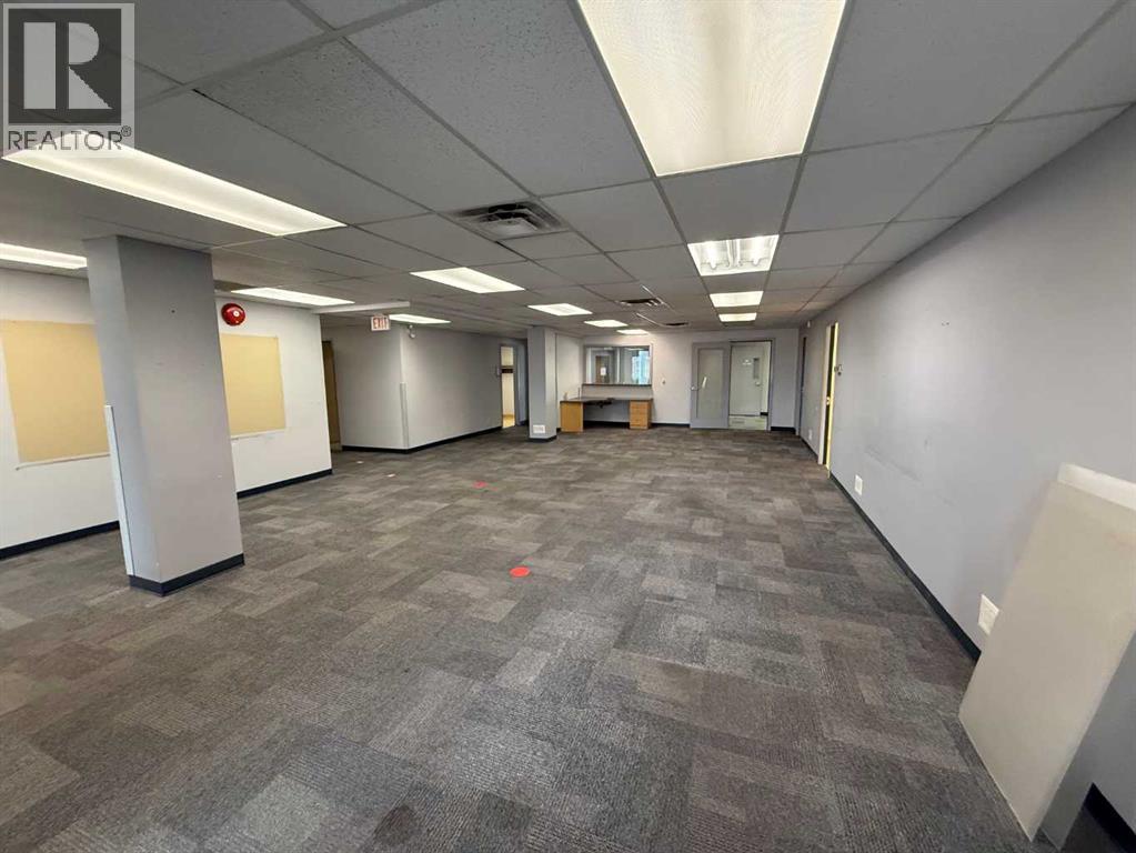 200, 68, 7930 Bowness Road NW, Calgary, Alberta  T3B 0H3 - Photo 9 - A2329529