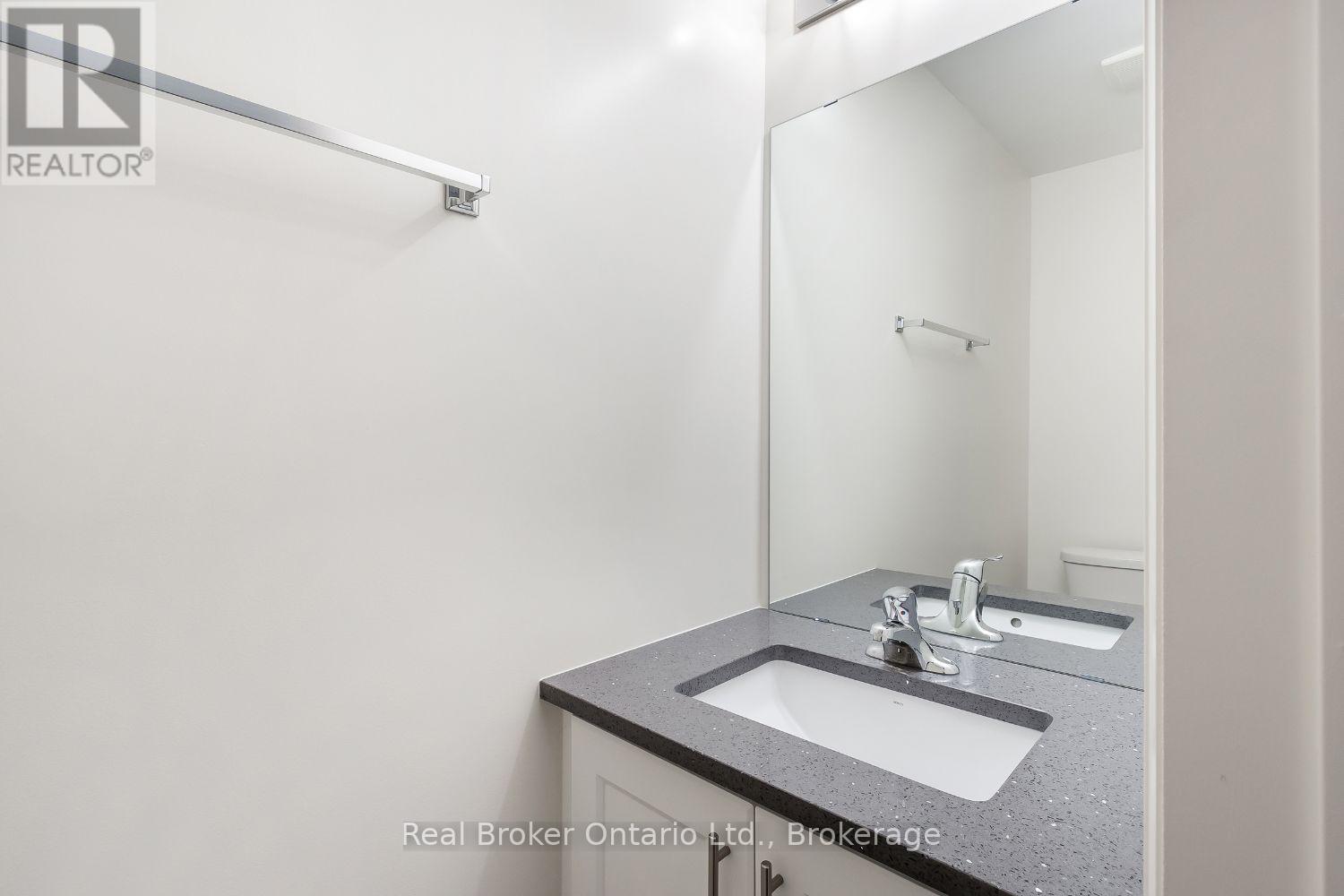 267 - 79 Caspian Square, Clarington, Ontario  K2V 0R3 - Photo 13 - E13634074