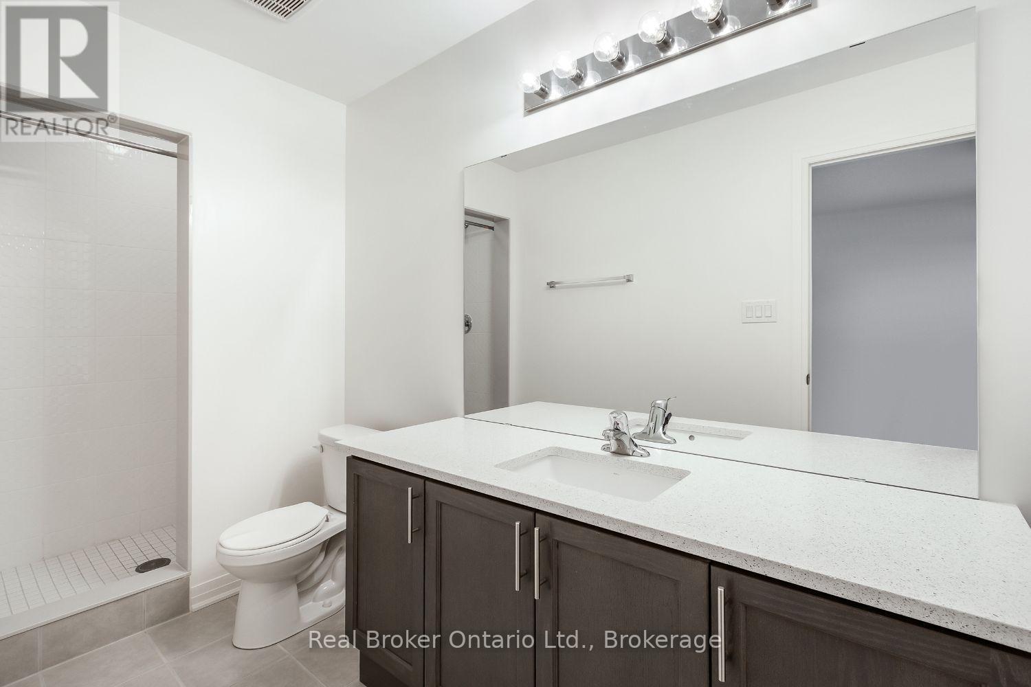 267 - 79 Caspian Square, Clarington, Ontario  K2V 0R3 - Photo 18 - E13634074