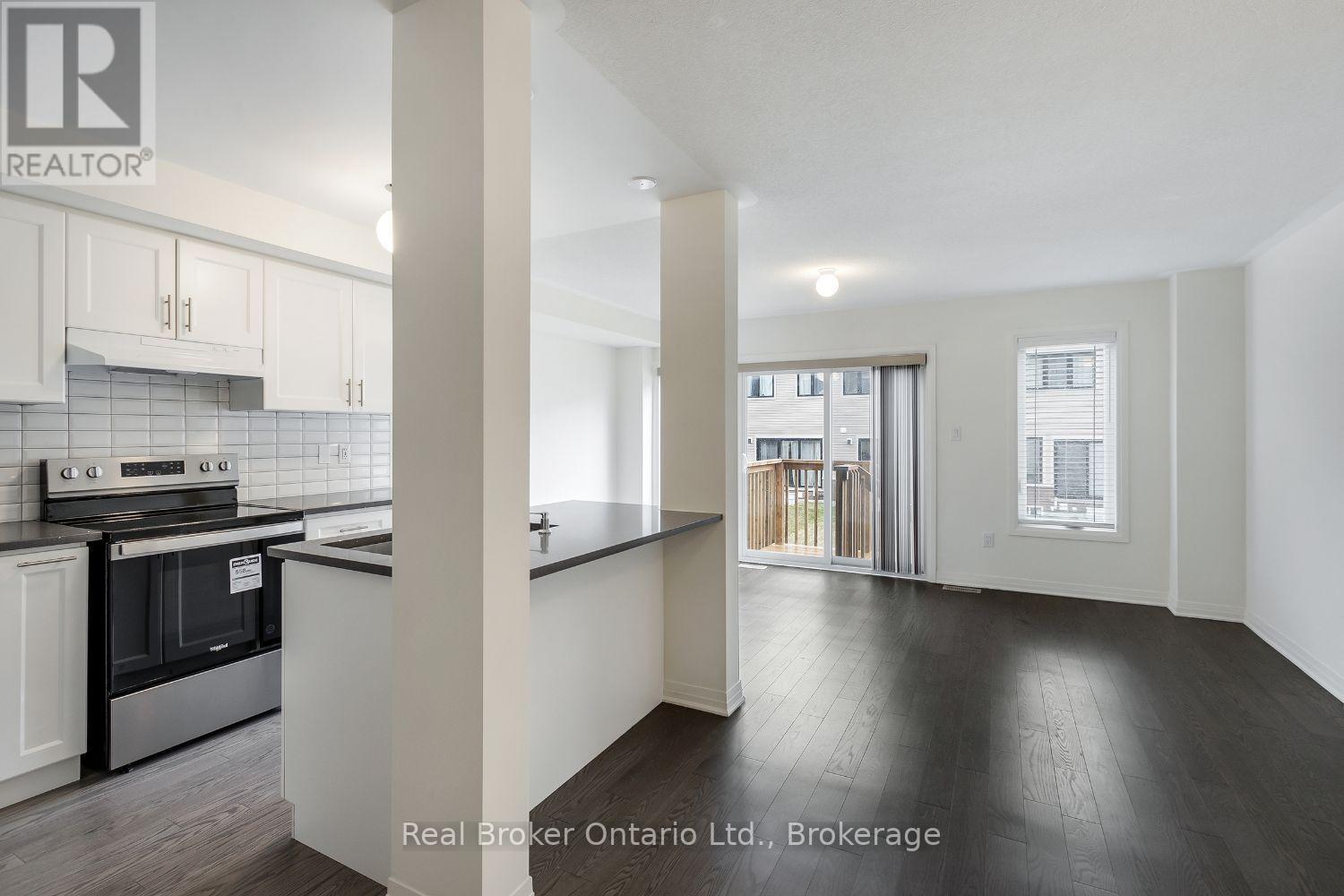 267 - 79 Caspian Square, Clarington, Ontario  K2V 0R3 - Photo 5 - E13634074