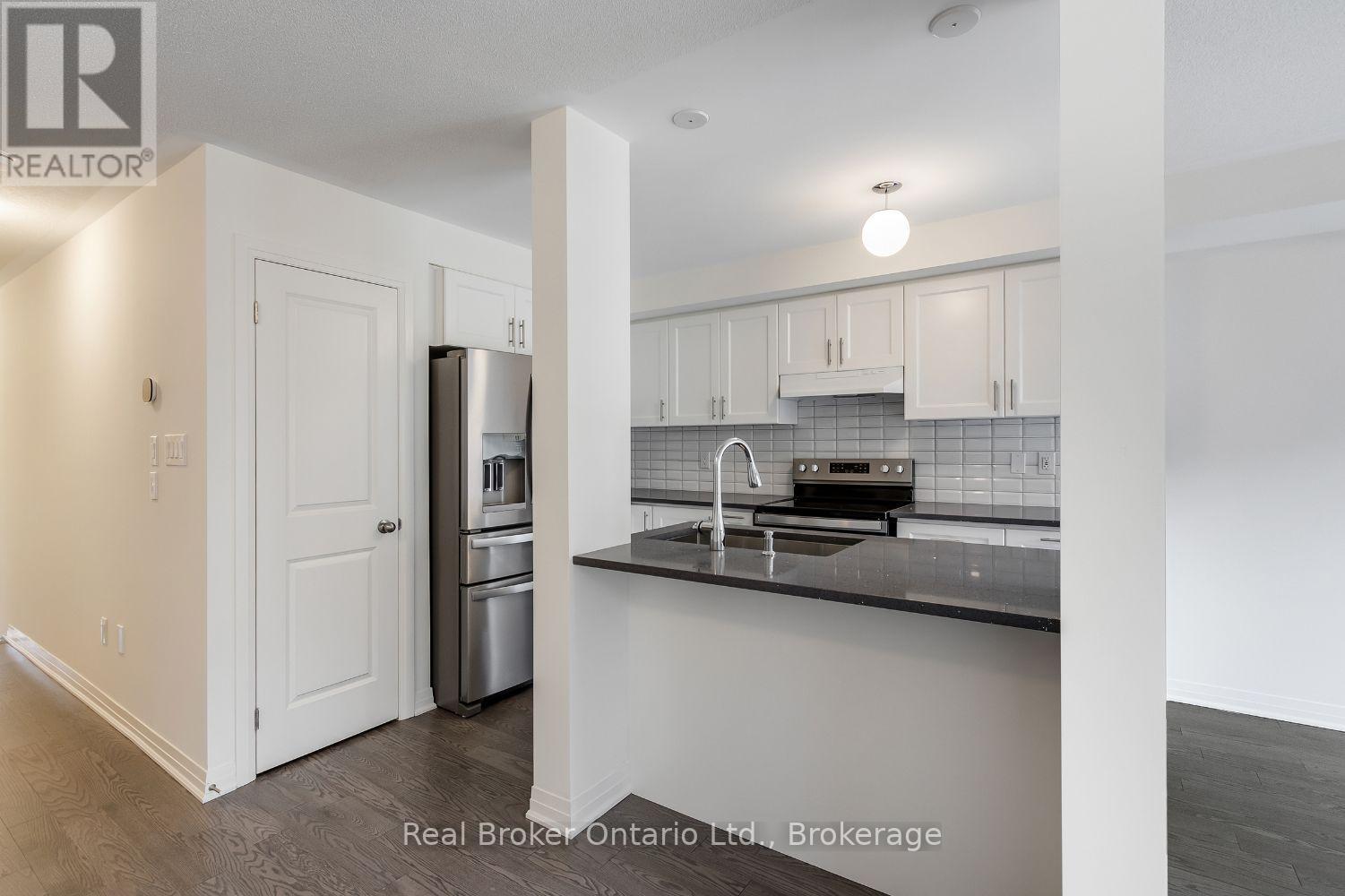 267 - 79 Caspian Square, Clarington, Ontario  K2V 0R3 - Photo 6 - E13634074