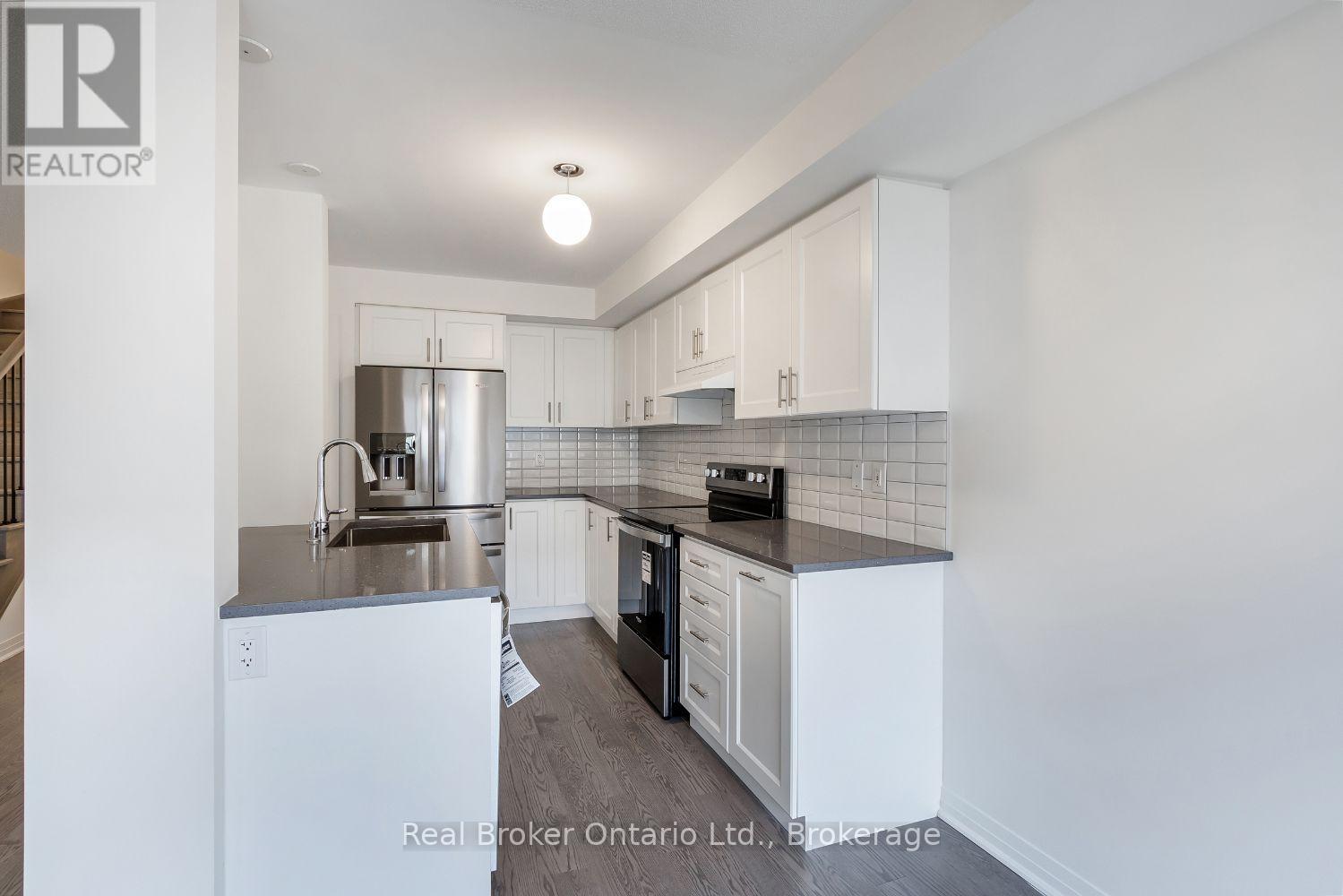 267 - 79 Caspian Square, Clarington, Ontario  K2V 0R3 - Photo 7 - E13634074