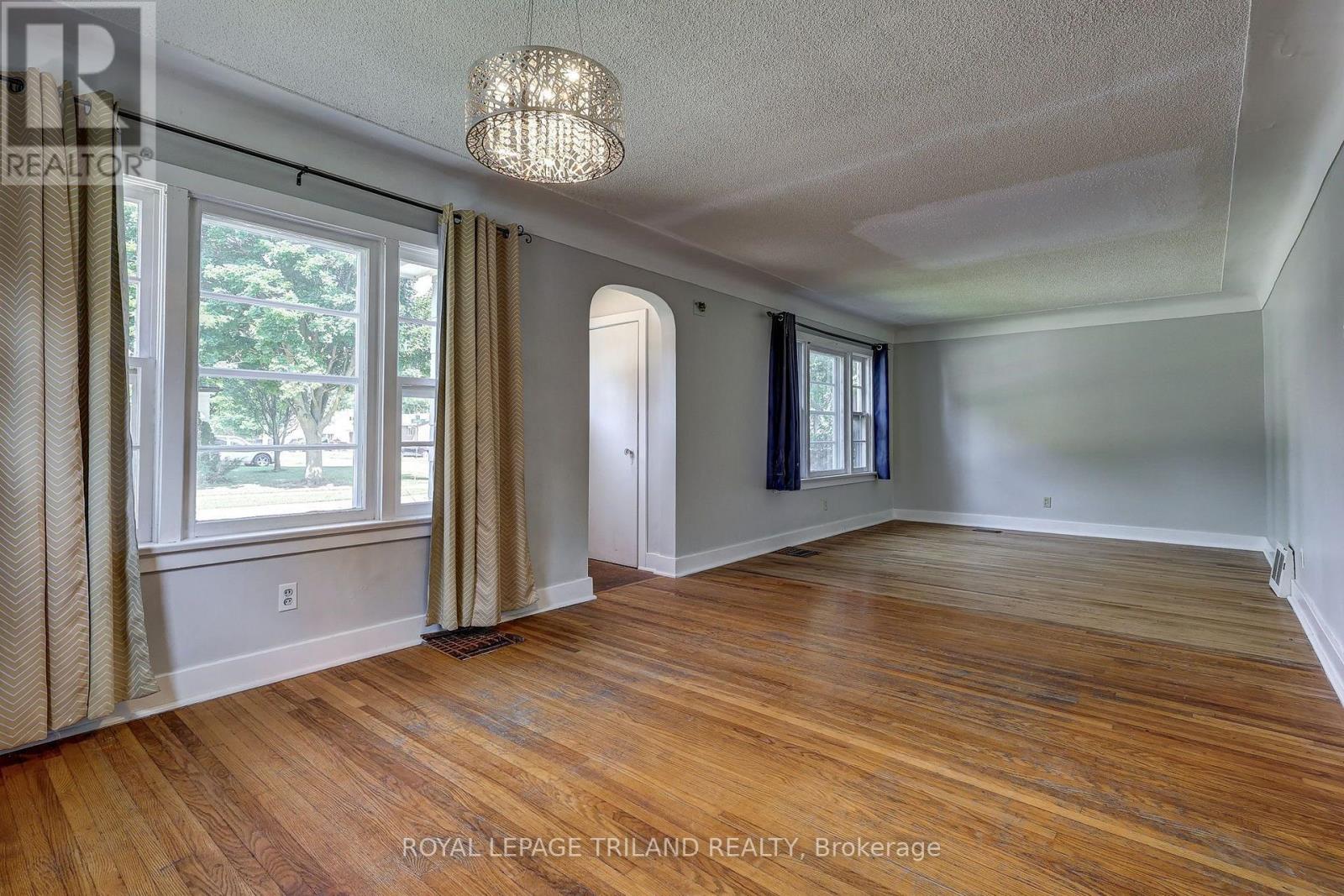 127 Hughes Street, St. Thomas, Ontario  N5P 2Z3 - Photo 11 - X13633962