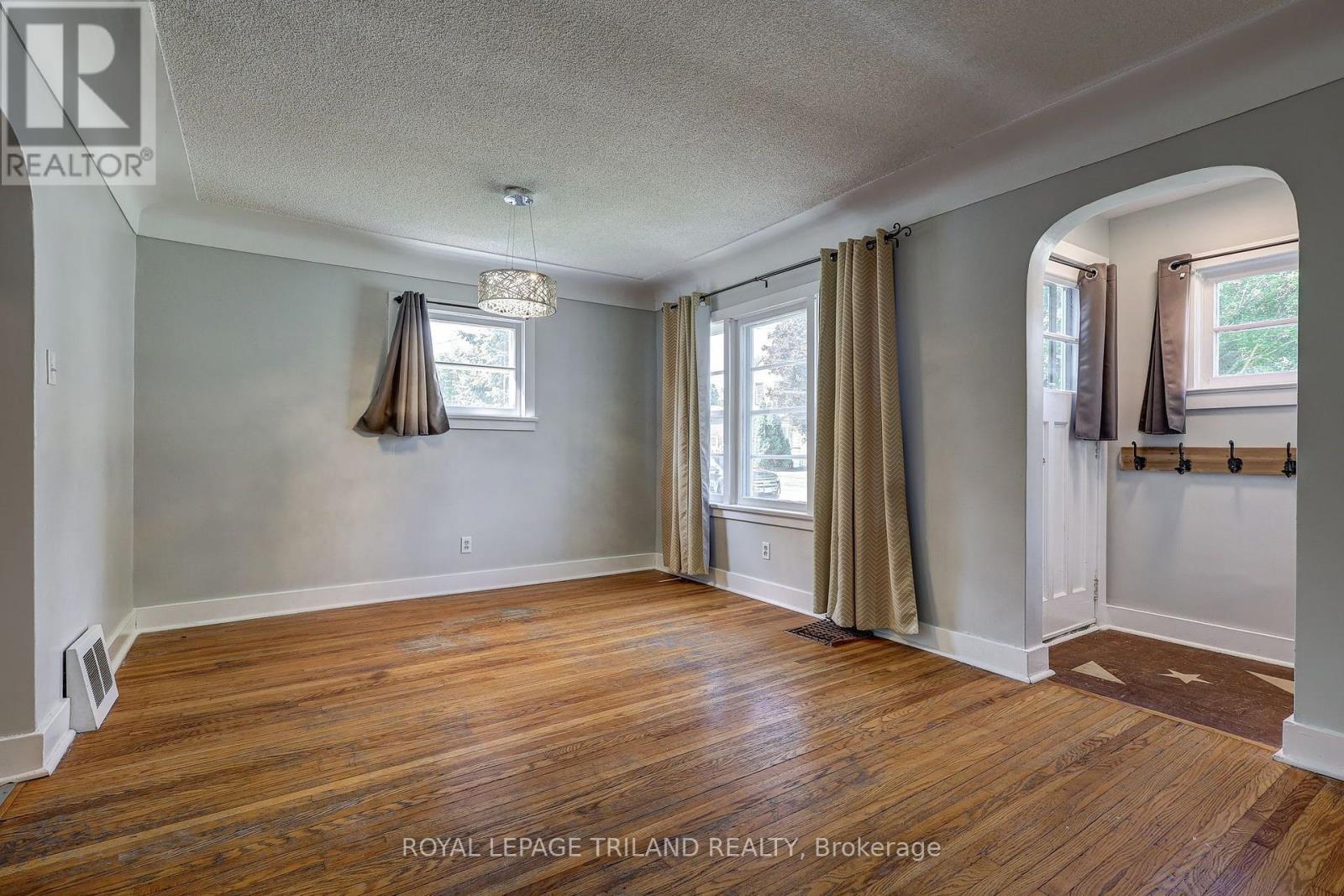 127 Hughes Street, St. Thomas, Ontario  N5P 2Z3 - Photo 9 - X13633962