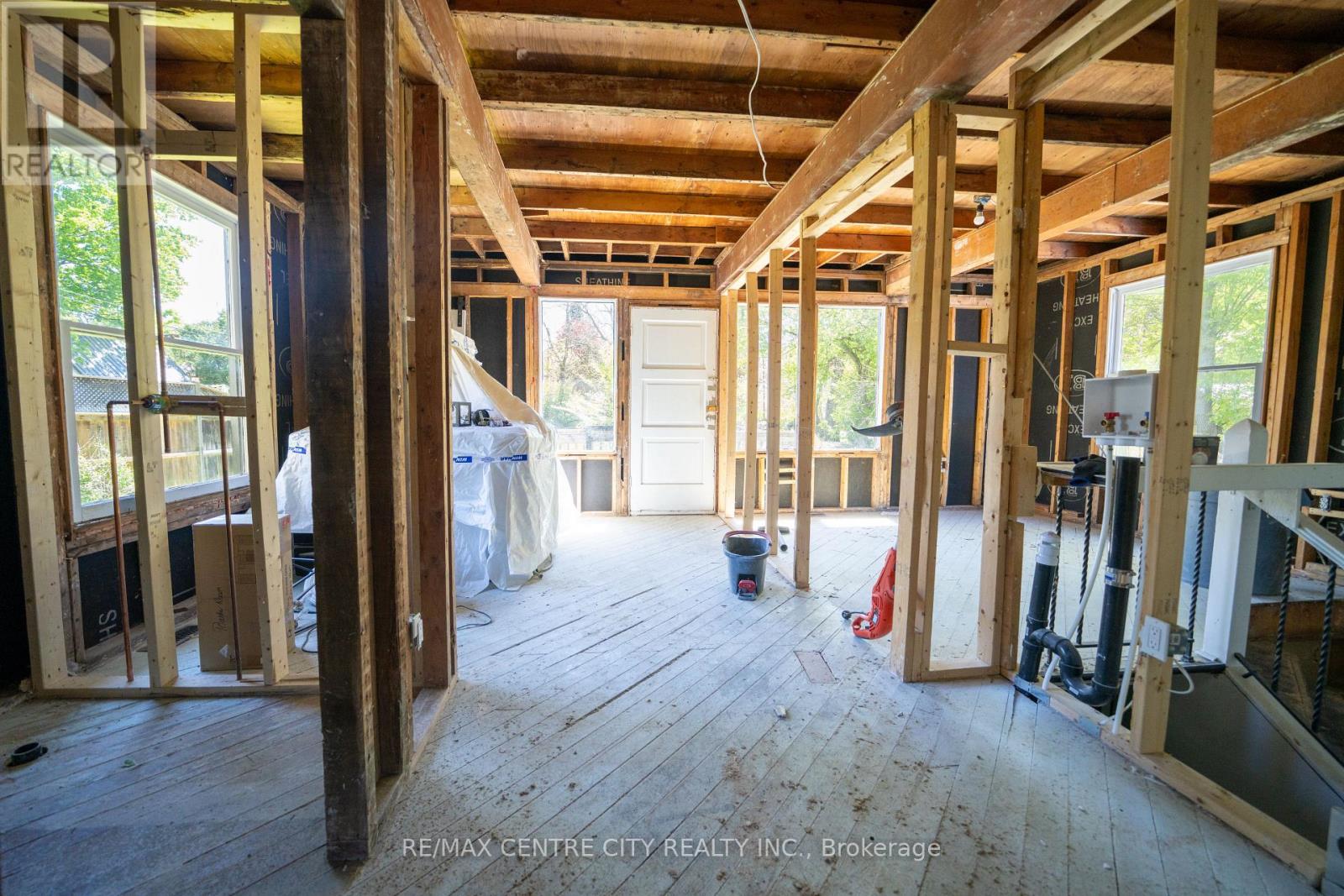 240 Maitland Street, Strathroy-Caradoc, Ontario  N7G 1S9 - Photo 7 - X13634008
