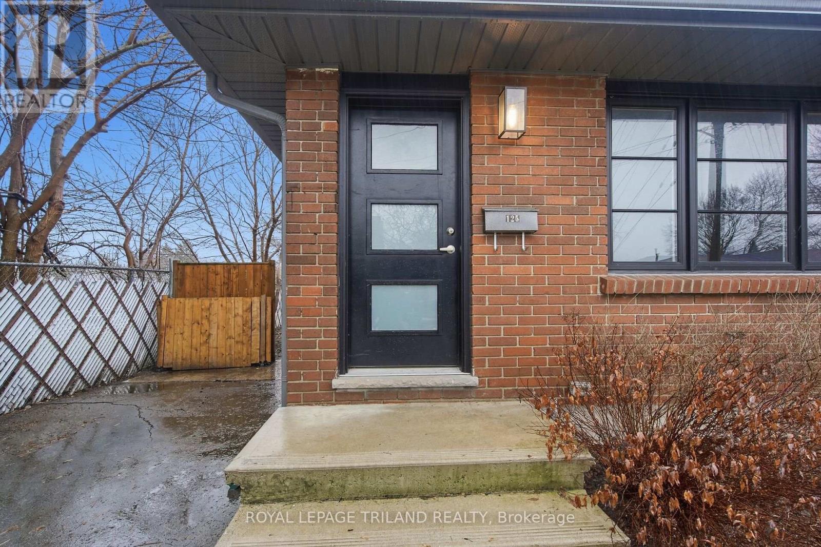 125 Connaught Avenue, London East, Ontario  N5Y 3A5 - Photo 3 - X13634094