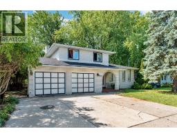 655 ROSELAND DRIVE South, Windsor, Ontario