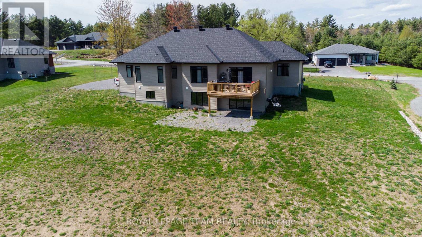 80 Raymond Luhta Crescent, Mcnab/braeside, Ontario  K7S 3G8 - Photo 38 - X13633998