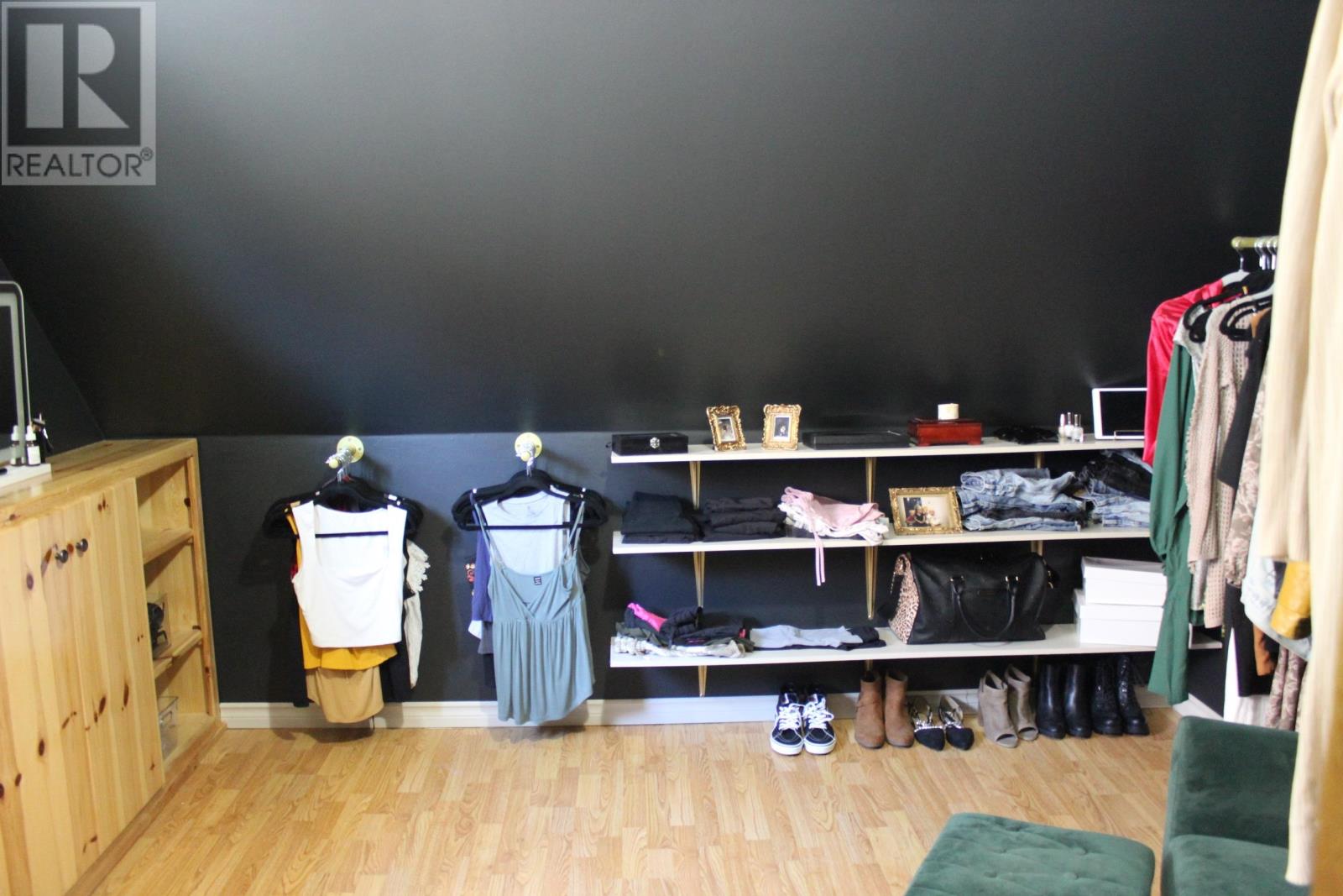 picture 28