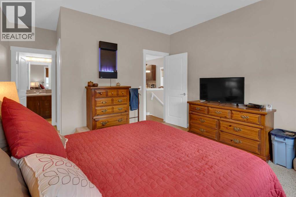 129 Fireside Place, Cochrane, Alberta  T4C 0R4 - Photo 18 - A2309787