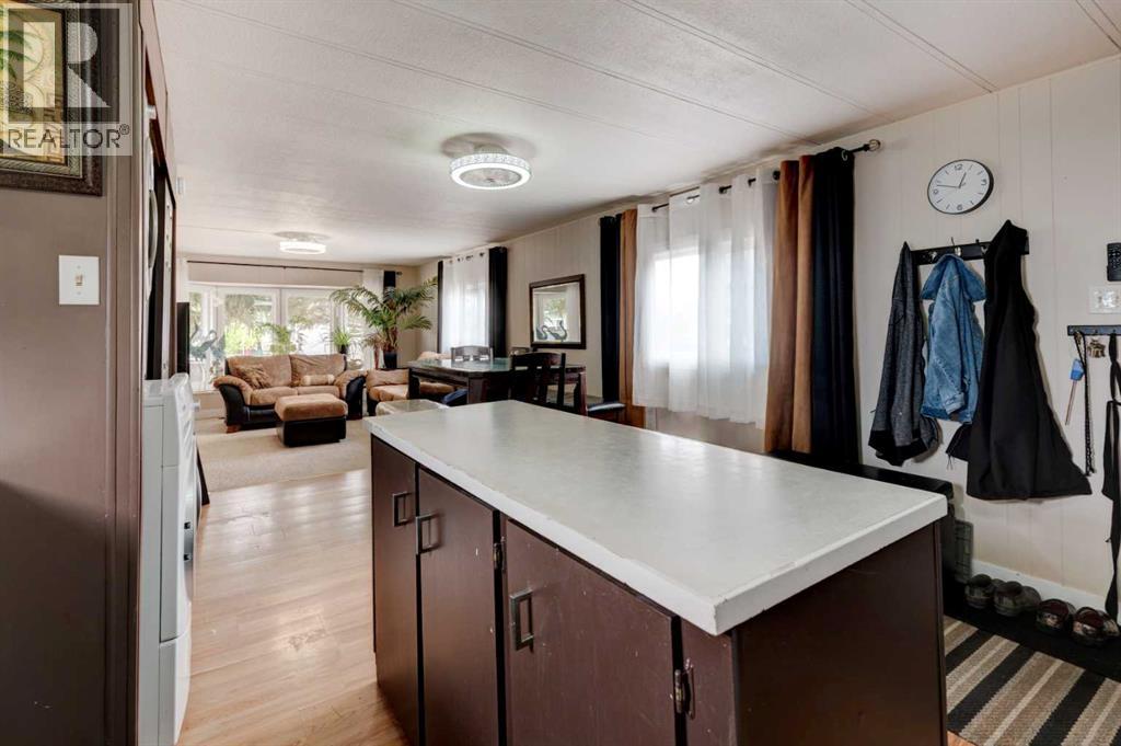 829 Bayview Road, Strathmore, Alberta  T1P 1E1 - Photo 6 - A2309854