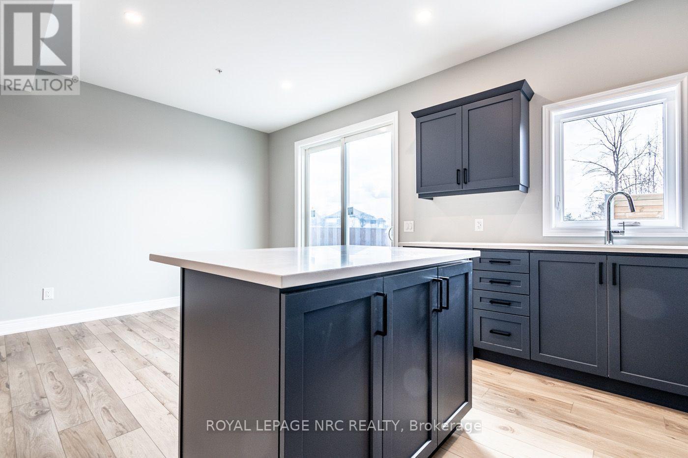 21 - 121a Moffatt Street, St. Catharines, Ontario  L2P 0G4 - Photo 10 - X13634012