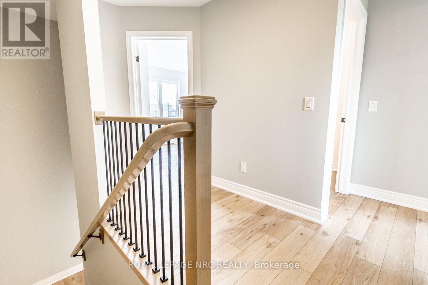21 - 121a Moffatt Street, St. Catharines, Ontario  L2P 0G4 - Photo 15 - X13634012