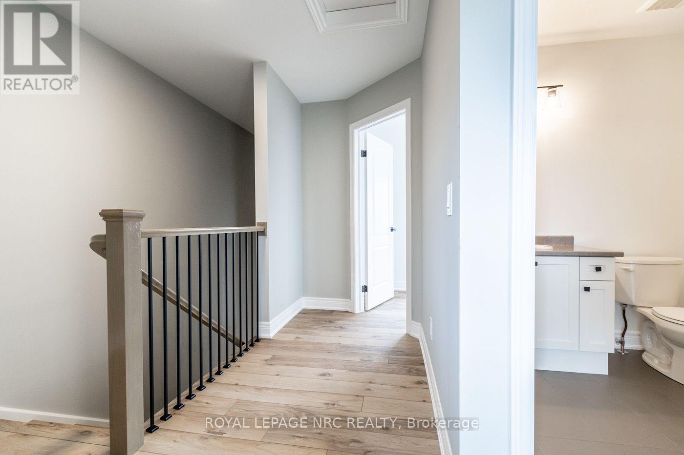 21 - 121a Moffatt Street, St. Catharines, Ontario  L2P 0G4 - Photo 16 - X13634012