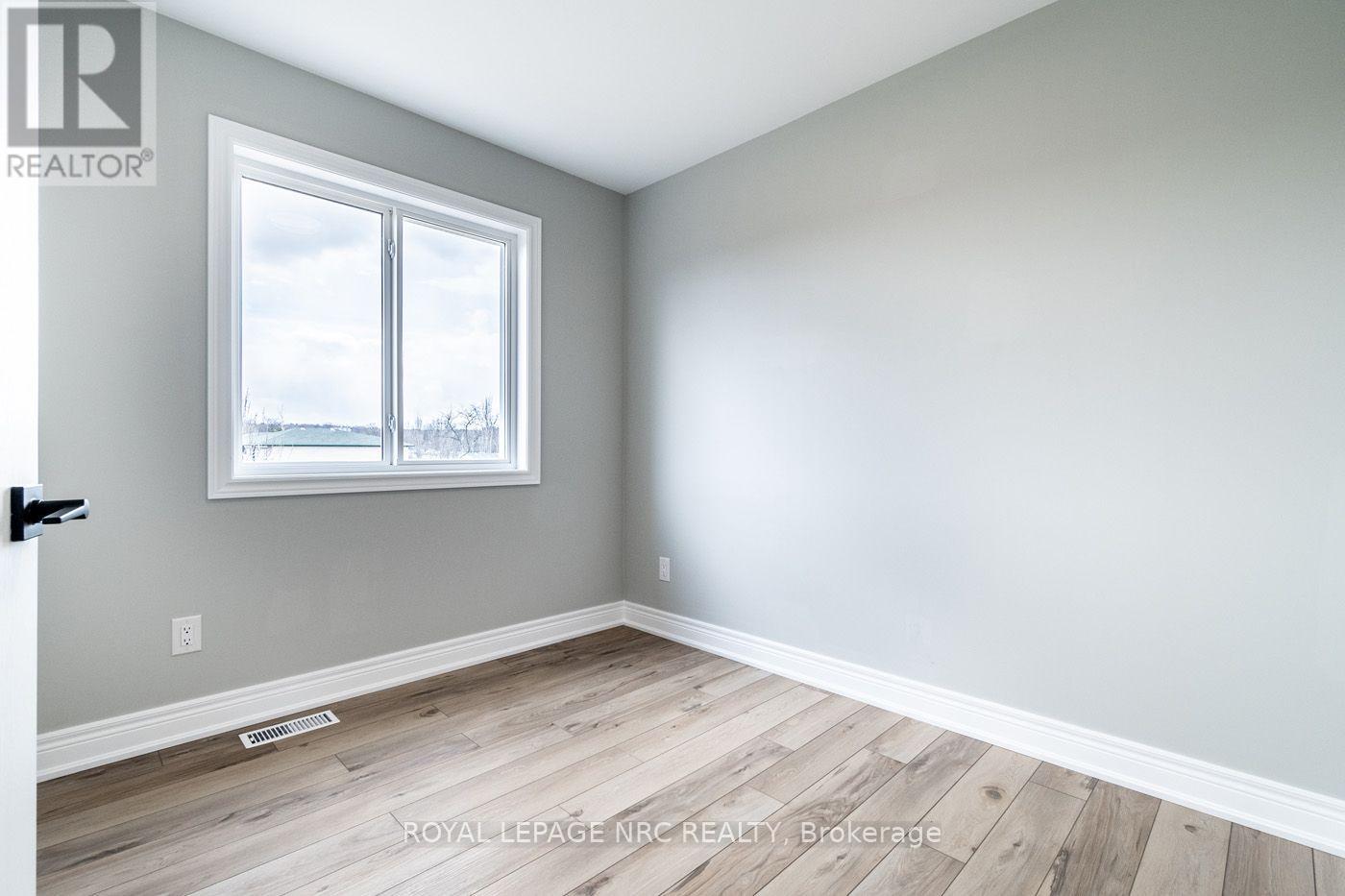 21 - 121a Moffatt Street, St. Catharines, Ontario  L2P 0G4 - Photo 19 - X13634012