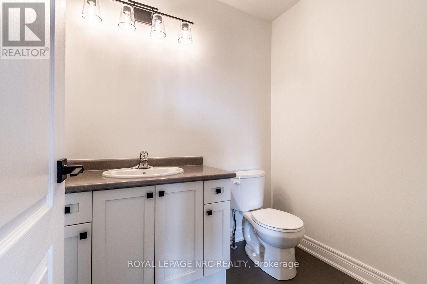 21 - 121a Moffatt Street, St. Catharines, Ontario  L2P 0G4 - Photo 21 - X13634012