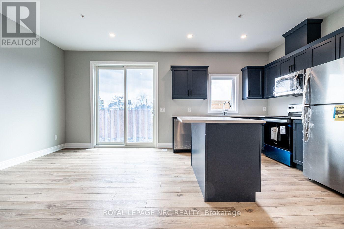 21 - 121a Moffatt Street, St. Catharines, Ontario  L2P 0G4 - Photo 6 - X13634012