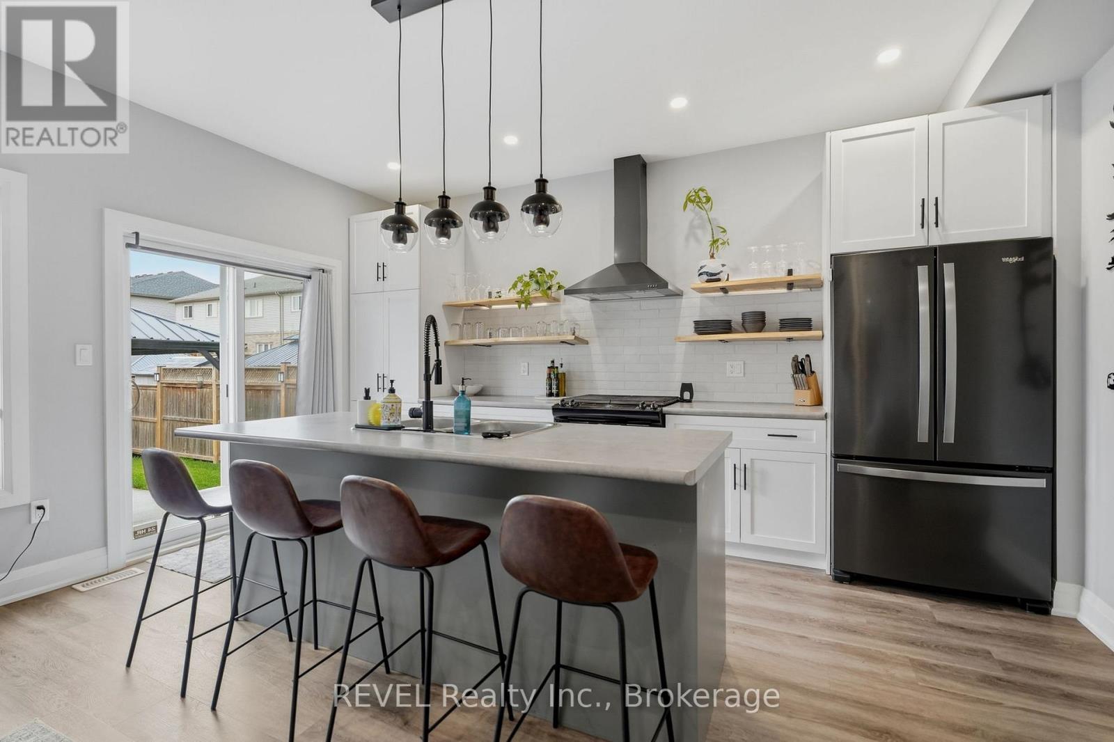 11 Lymburner Street, Pelham, Ontario  L0S 1E6 - Photo 8 - X13634130