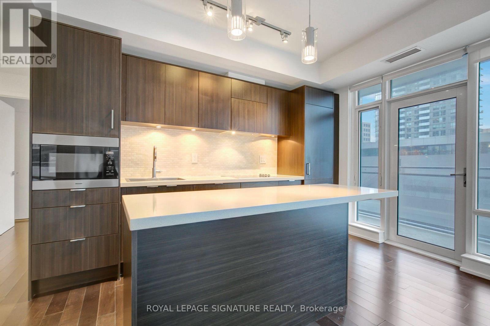1111 - 21 Widmer Street, Toronto, Ontario  M5V 0B8 - Photo 13 - C13633966