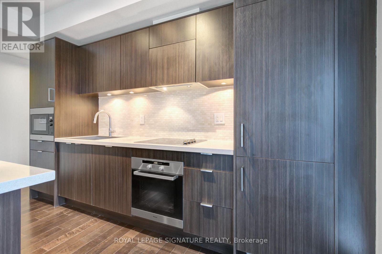 1111 - 21 Widmer Street, Toronto, Ontario  M5V 0B8 - Photo 15 - C13633966