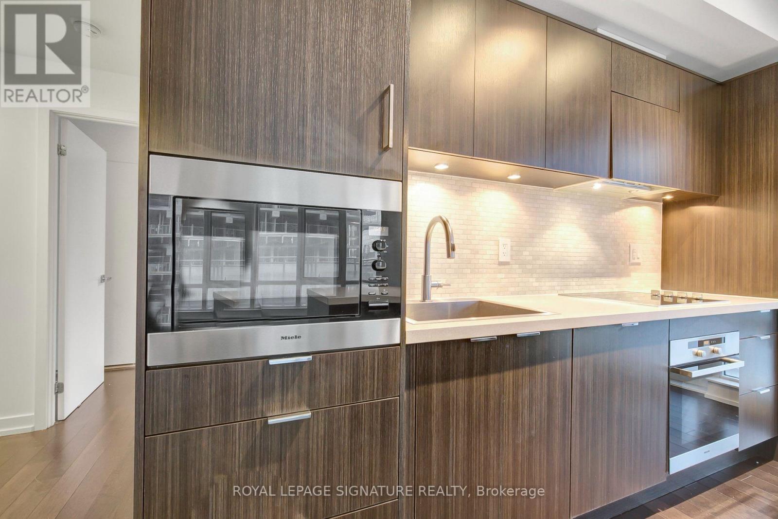 1111 - 21 Widmer Street, Toronto, Ontario  M5V 0B8 - Photo 19 - C13633966