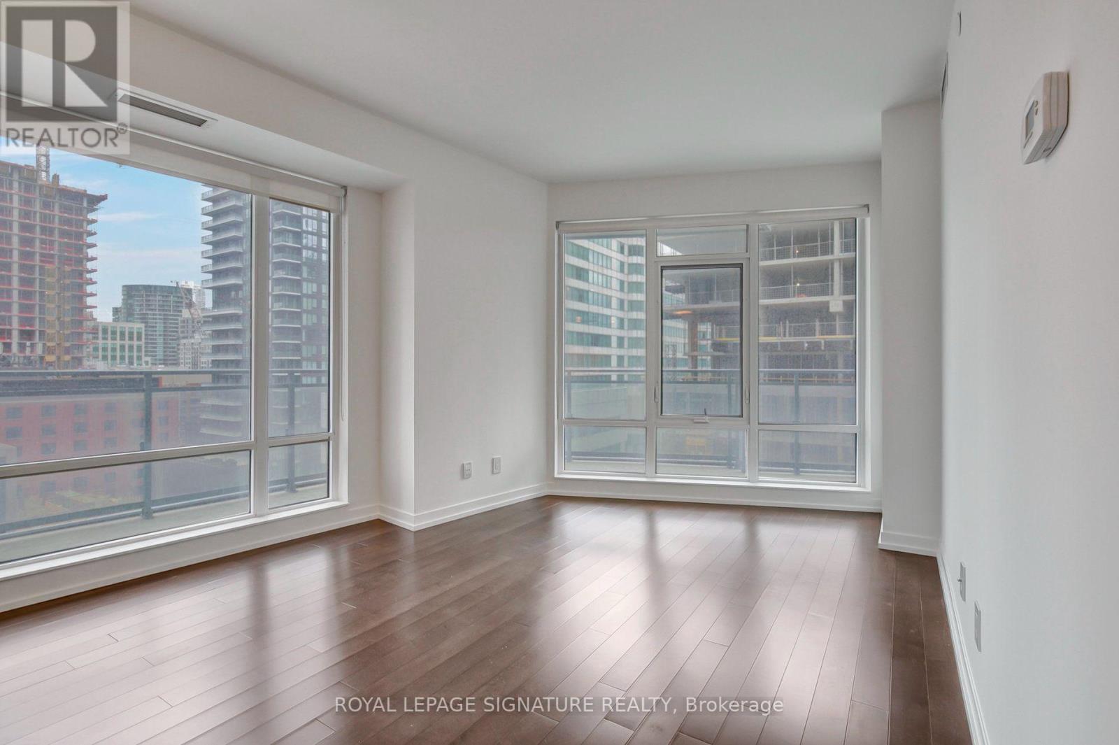1111 - 21 Widmer Street, Toronto, Ontario  M5V 0B8 - Photo 2 - C13633966