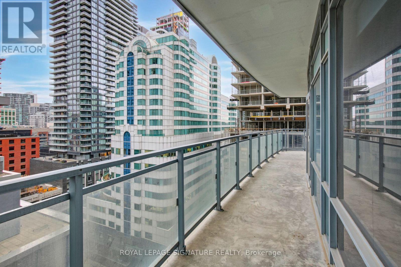 1111 - 21 WIDMER STREET