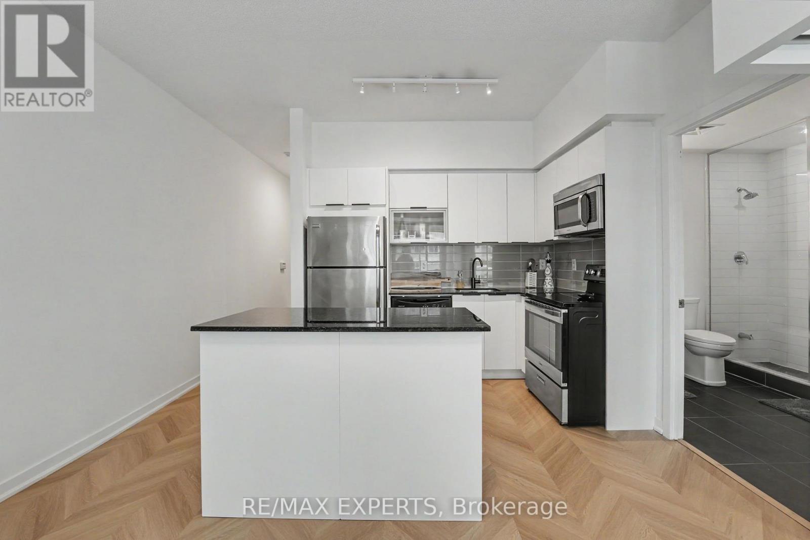 1001 - 55 East Liberty Street, Toronto, Ontario M6K 3P9 - Photo 7 - C13634048
