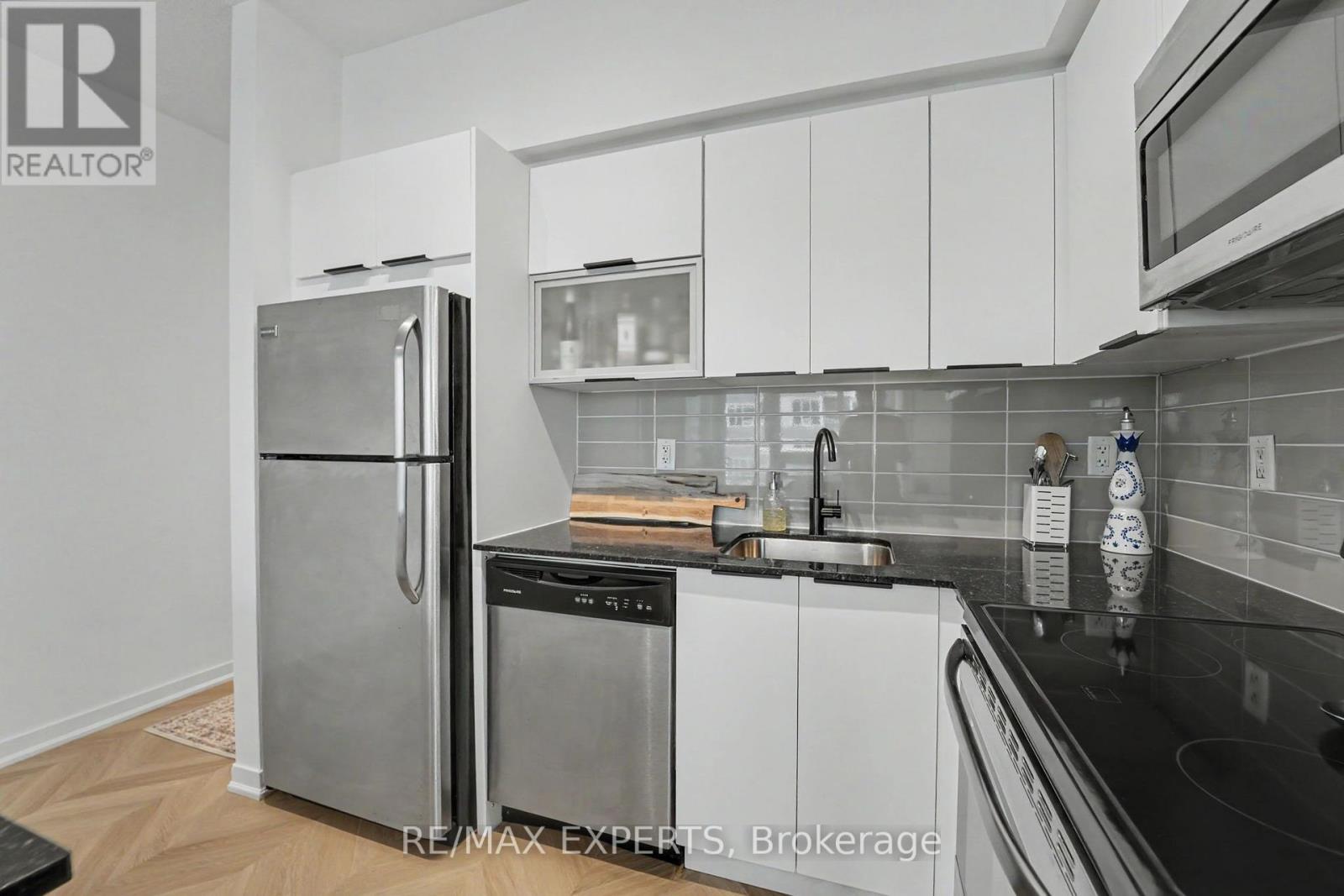 1001 - 55 East Liberty Street, Toronto, Ontario M6K 3P9 - Photo 8 - C13634048