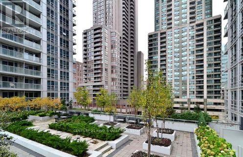 2714 - 763 Bay Street, Toronto, Ontario  M5G 2R3 - Photo 6 - C13634062