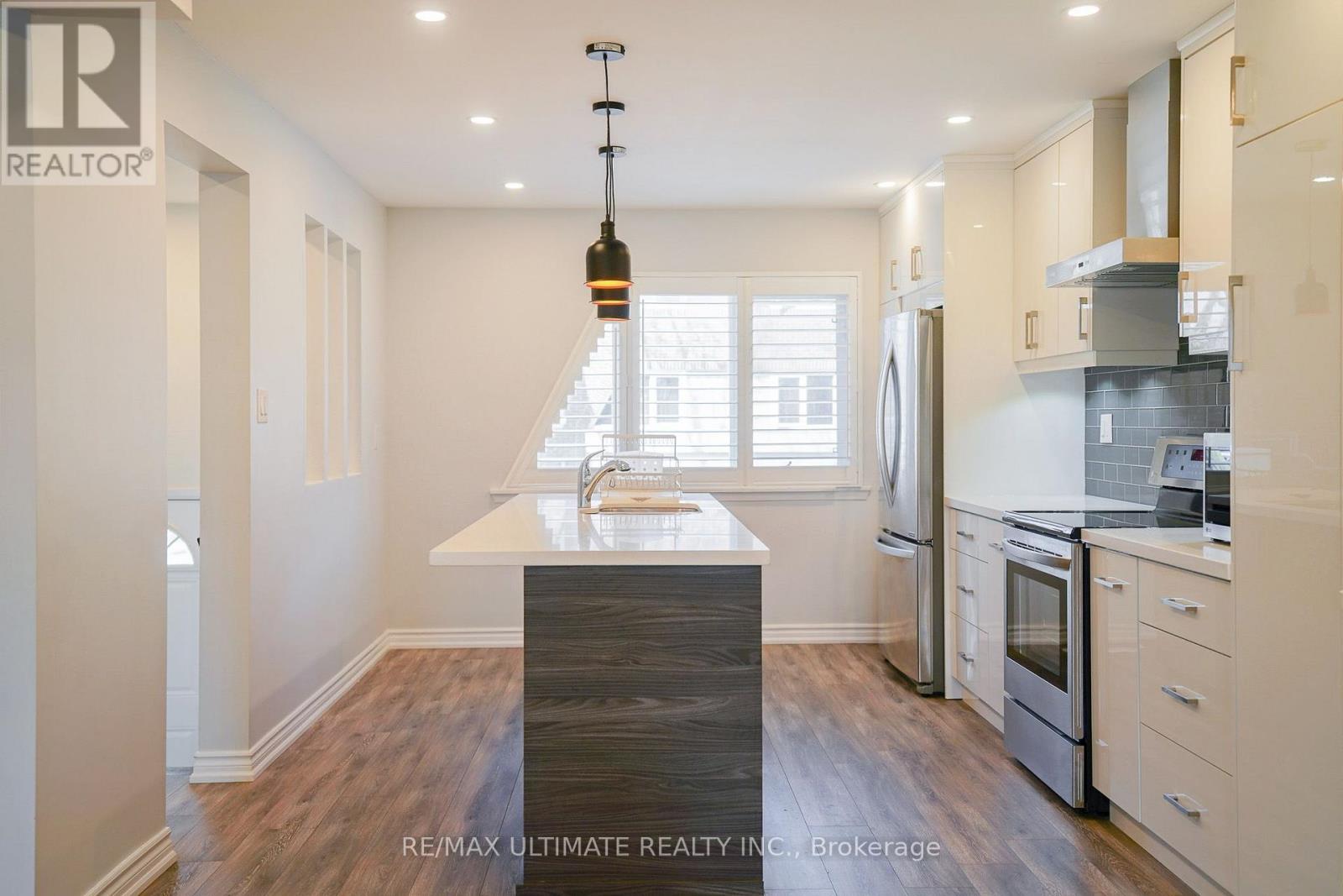 81 Flaming Rose Way, Toronto, Ontario  M2N 5W8 - Photo 11 - C13634088