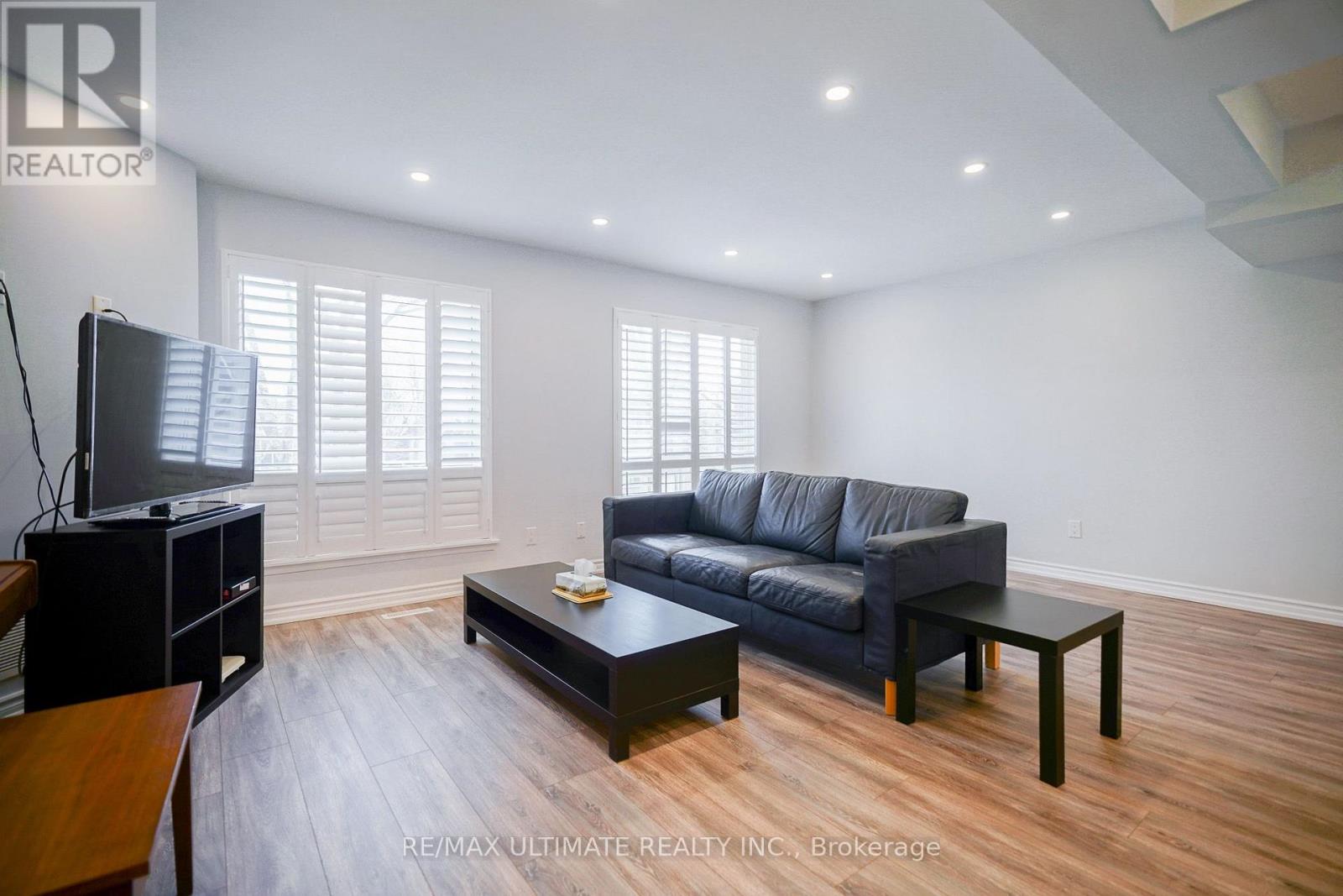 81 Flaming Rose Way, Toronto, Ontario  M2N 5W8 - Photo 14 - C13634088