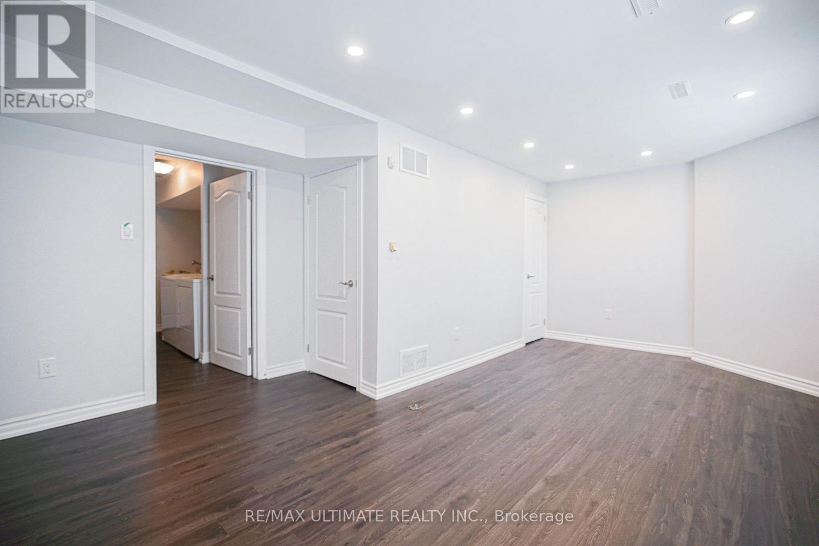 81 Flaming Rose Way, Toronto, Ontario  M2N 5W8 - Photo 40 - C13634088