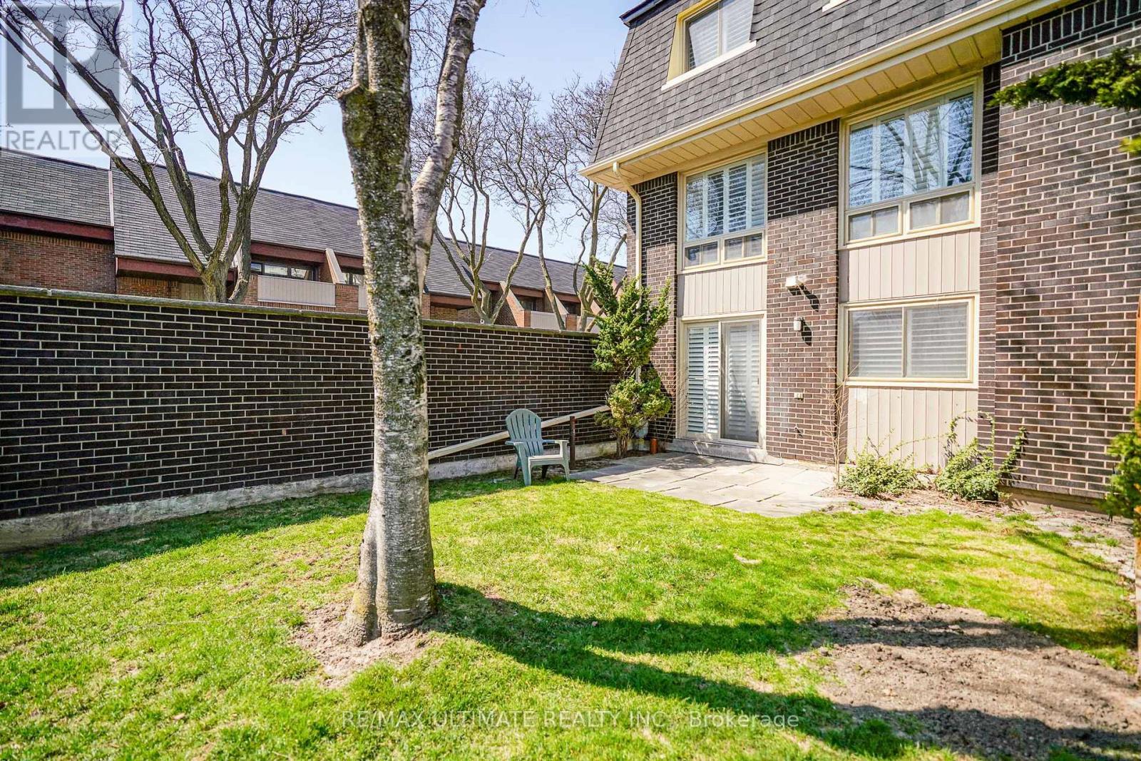 81 Flaming Rose Way, Toronto, Ontario  M2N 5W8 - Photo 50 - C13634088