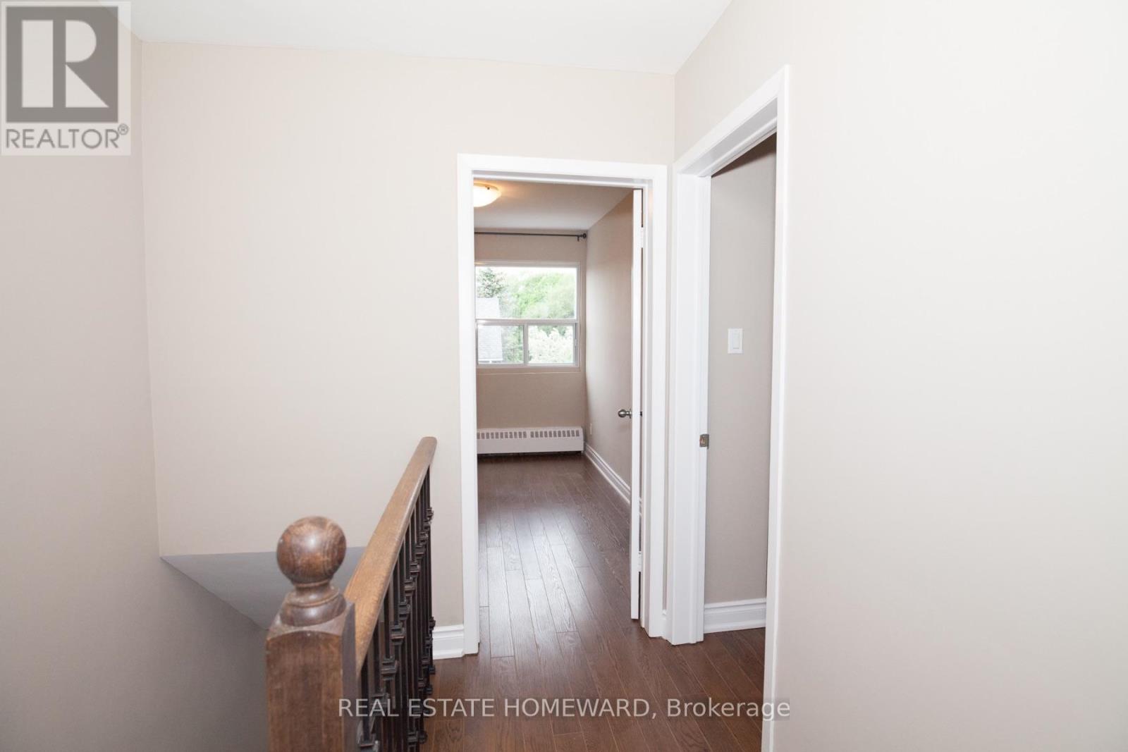 B - 920 Pape Avenue, Toronto, Ontario  M4K 3V2 - Photo 10 - E13634000