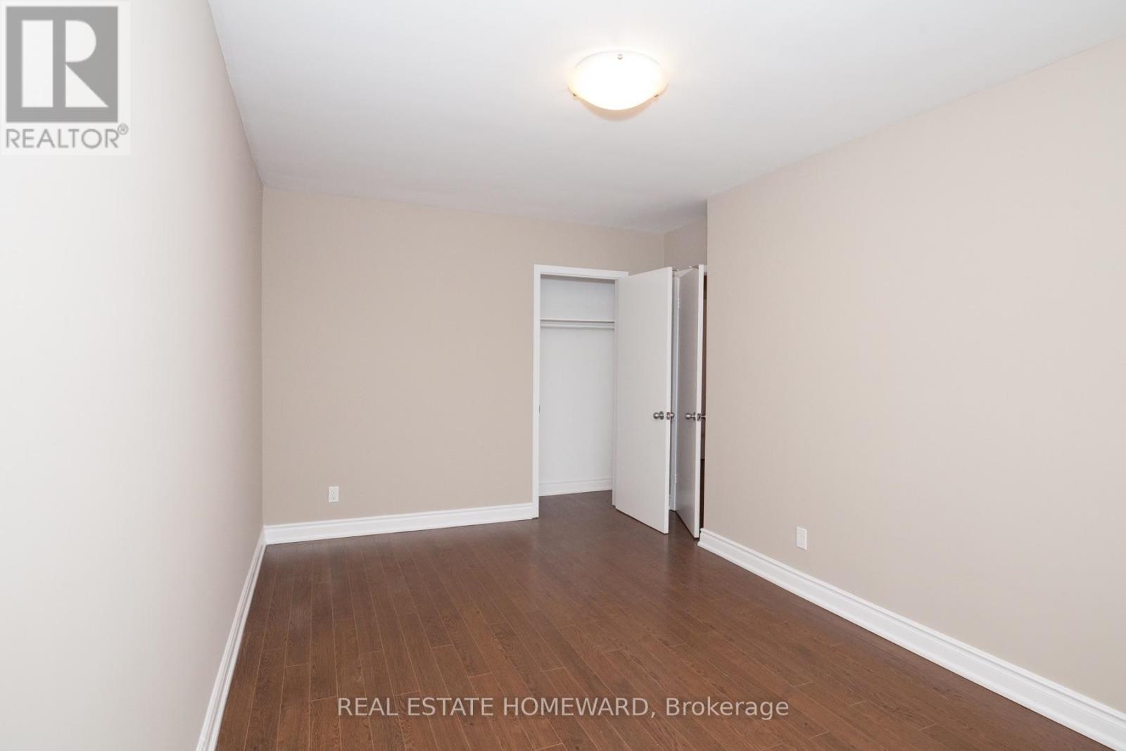B - 920 Pape Avenue, Toronto, Ontario  M4K 3V2 - Photo 14 - E13634000