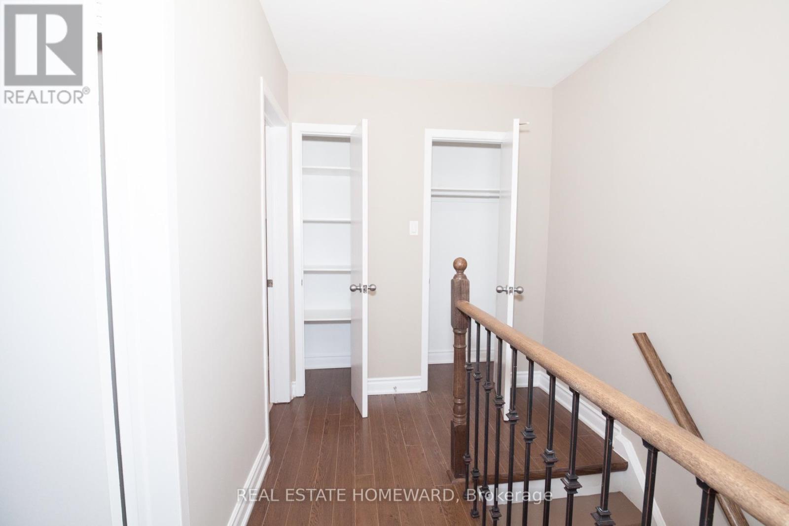 B - 920 Pape Avenue, Toronto, Ontario  M4K 3V2 - Photo 19 - E13634000
