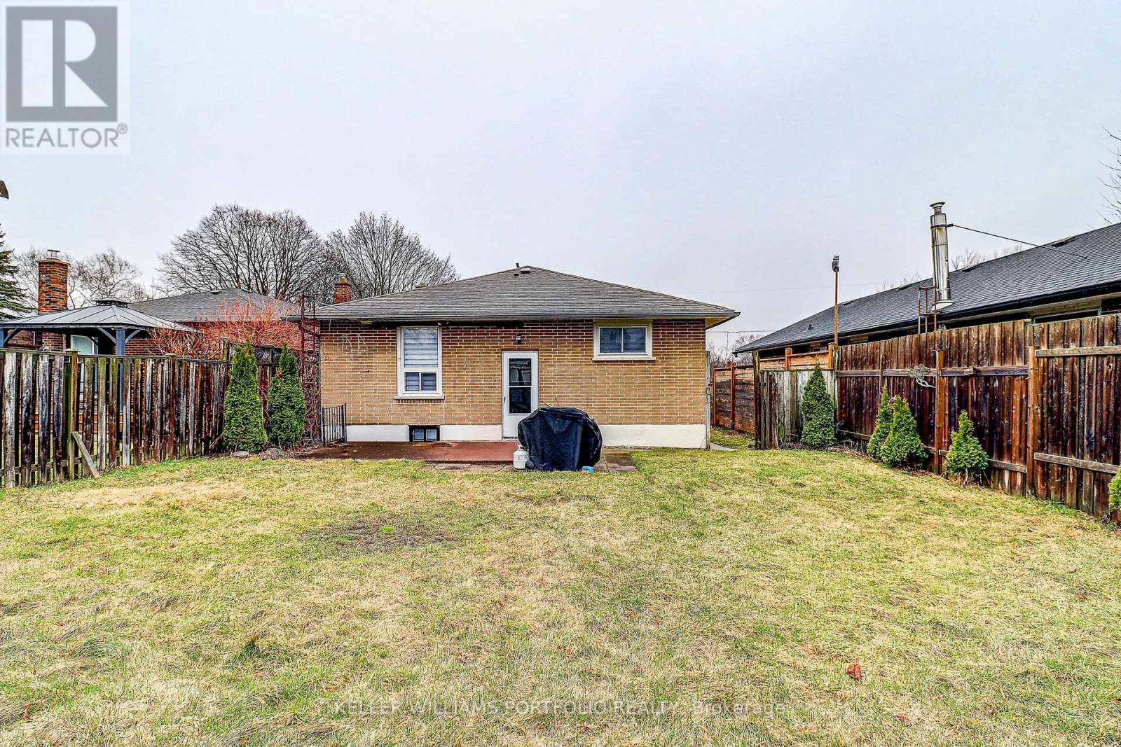 Lower Level - 962 Willowdale Avenue, Oshawa, Ontario  L1H 1W4 - Photo 21 - E13634056