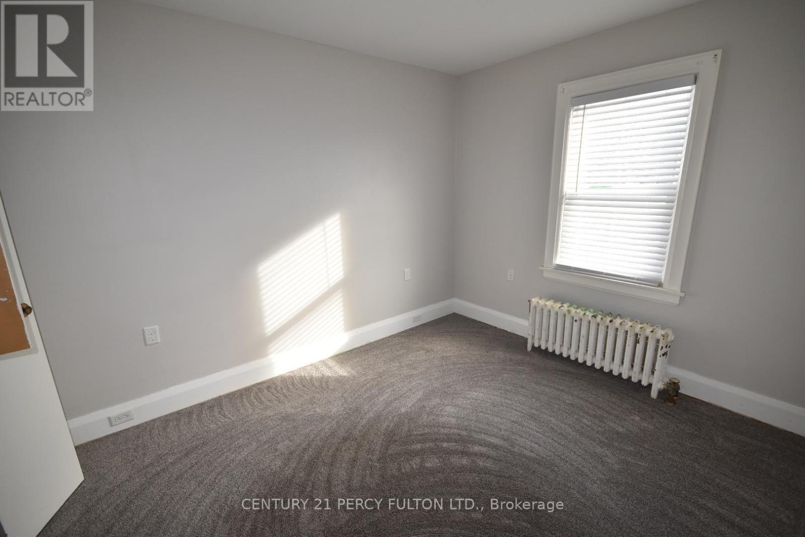 361 Bond Street E, Oshawa, Ontario L1G 1B6 - Photo 11 - E13634098