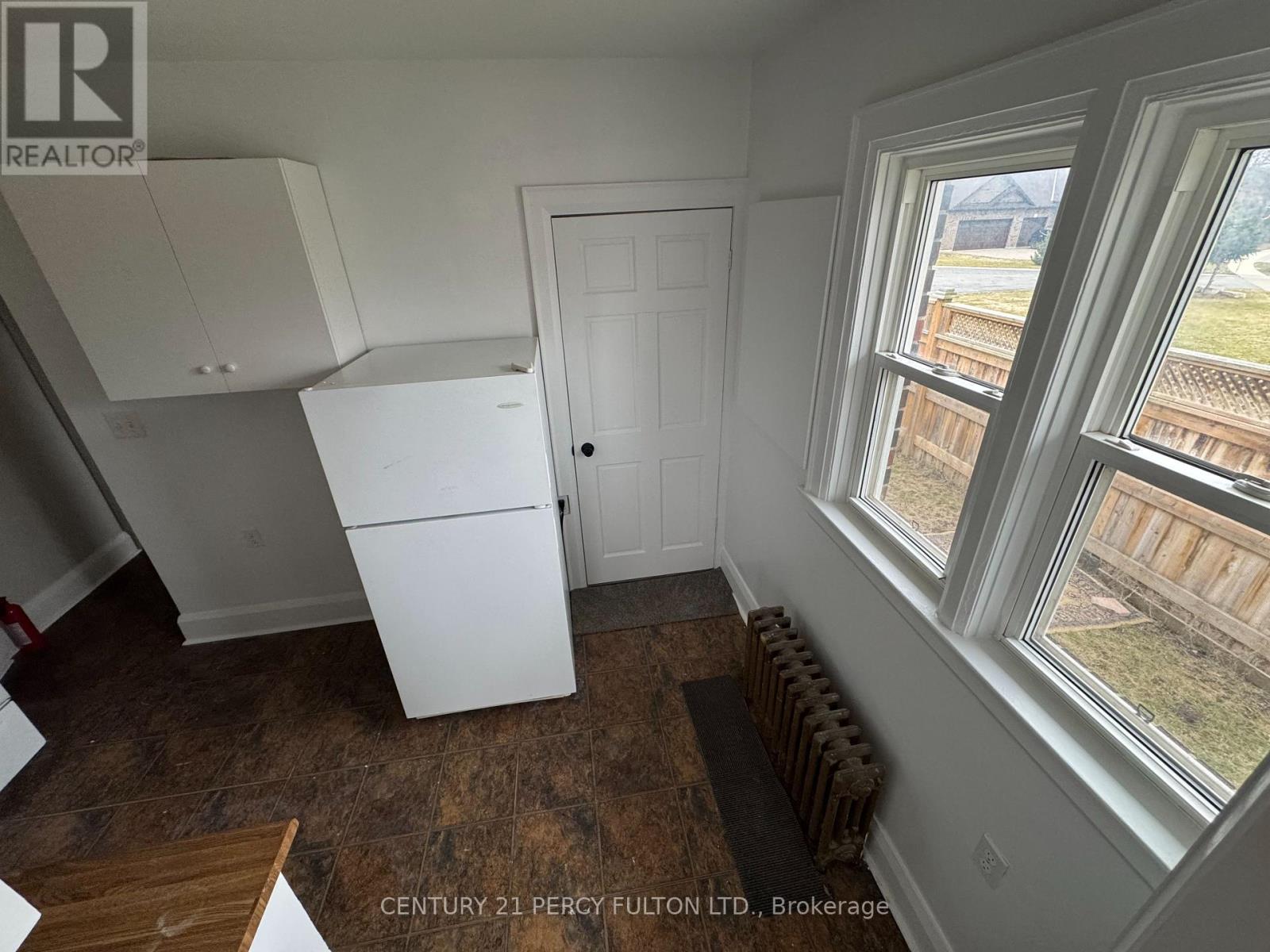 361 Bond Street E, Oshawa, Ontario L1G 1B6 - Photo 17 - E13634098