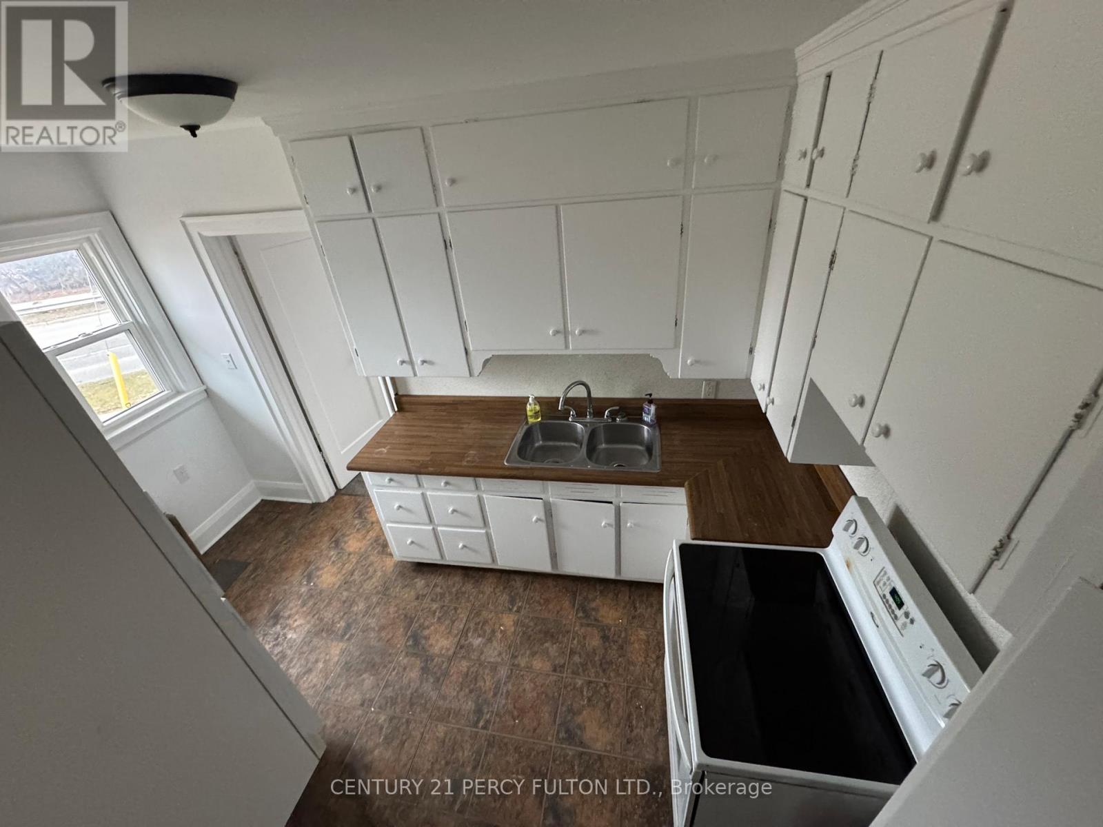 361 Bond Street E, Oshawa, Ontario L1G 1B6 - Photo 18 - E13634098