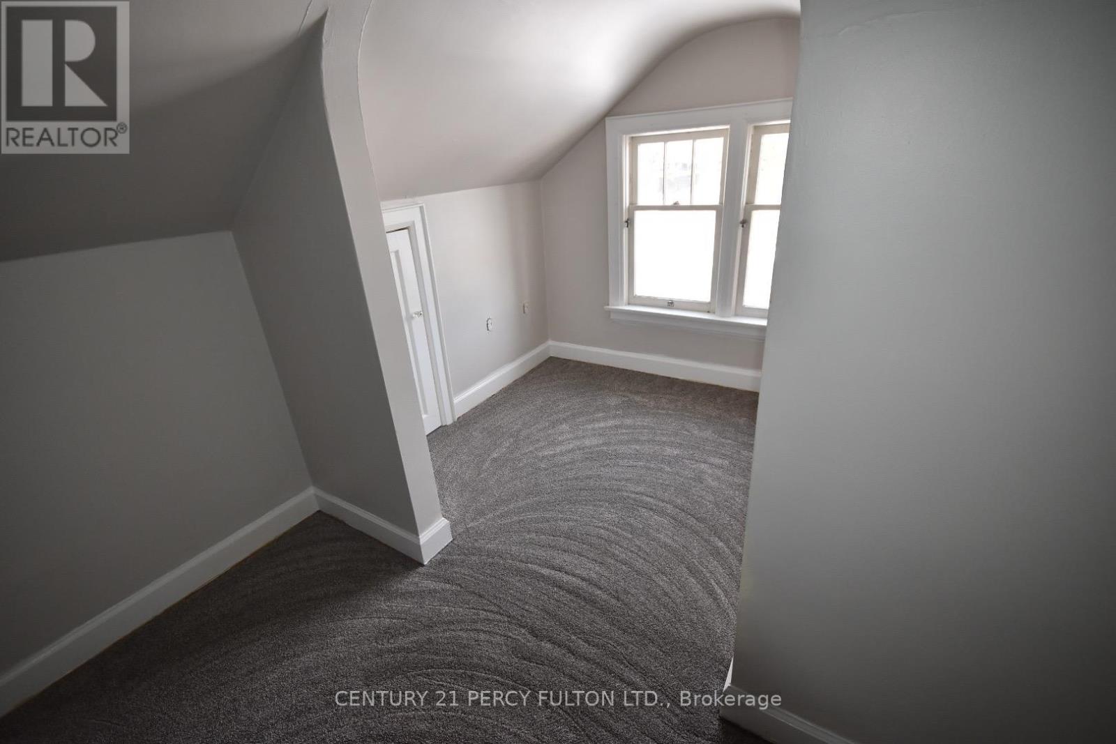 361 Bond Street E, Oshawa, Ontario L1G 1B6 - Photo 6 - E13634098