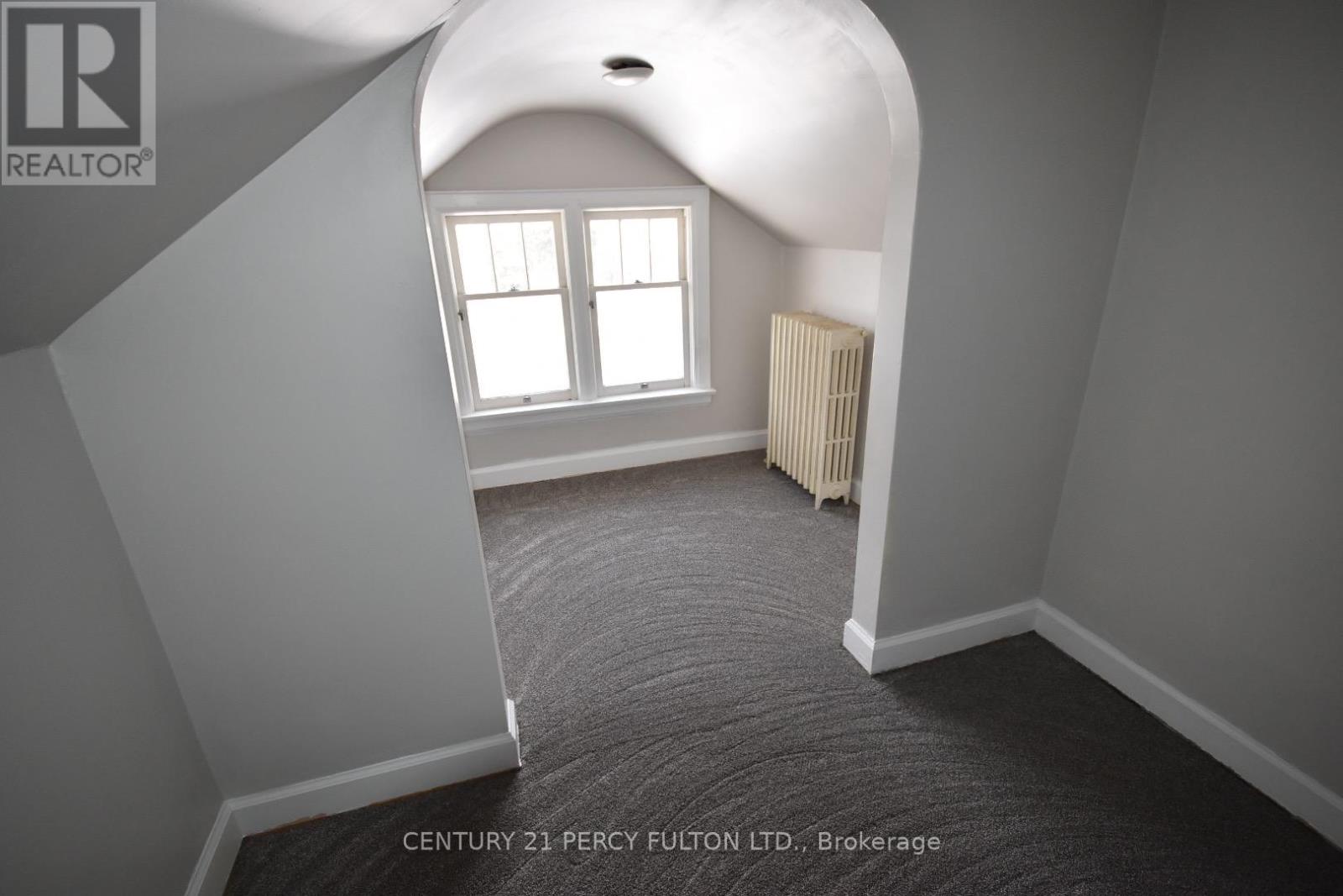 361 Bond Street E, Oshawa, Ontario L1G 1B6 - Photo 7 - E13634098