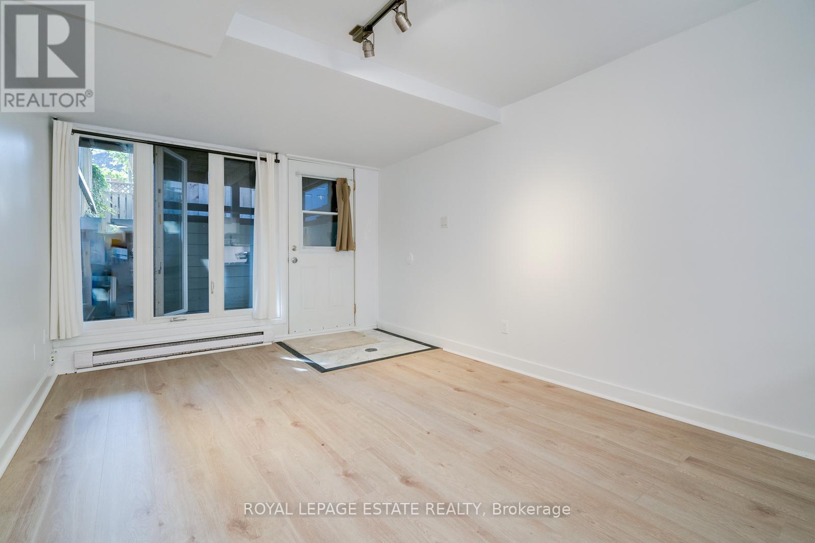 Lower Level - 155 Langley Avenue, Toronto, Ontario  M4K 1B6 - Photo 4 - E13634142