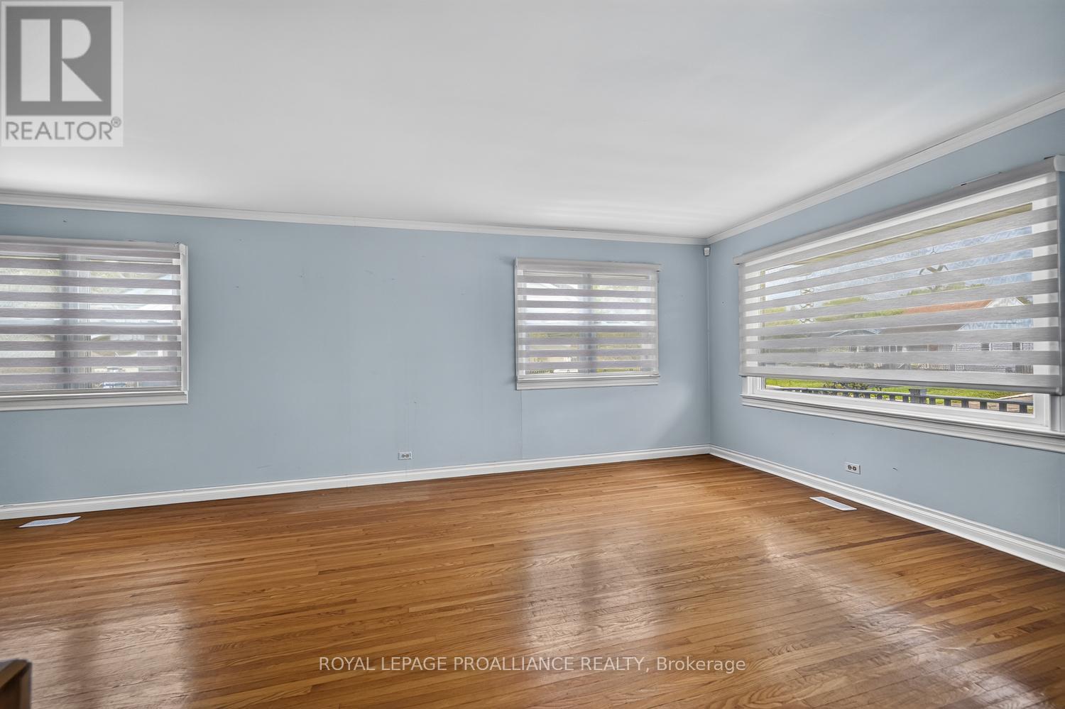 40 Aldershot Avenue, Brockville, Ontario  K6V 2P8 - Photo 4 - X13634158