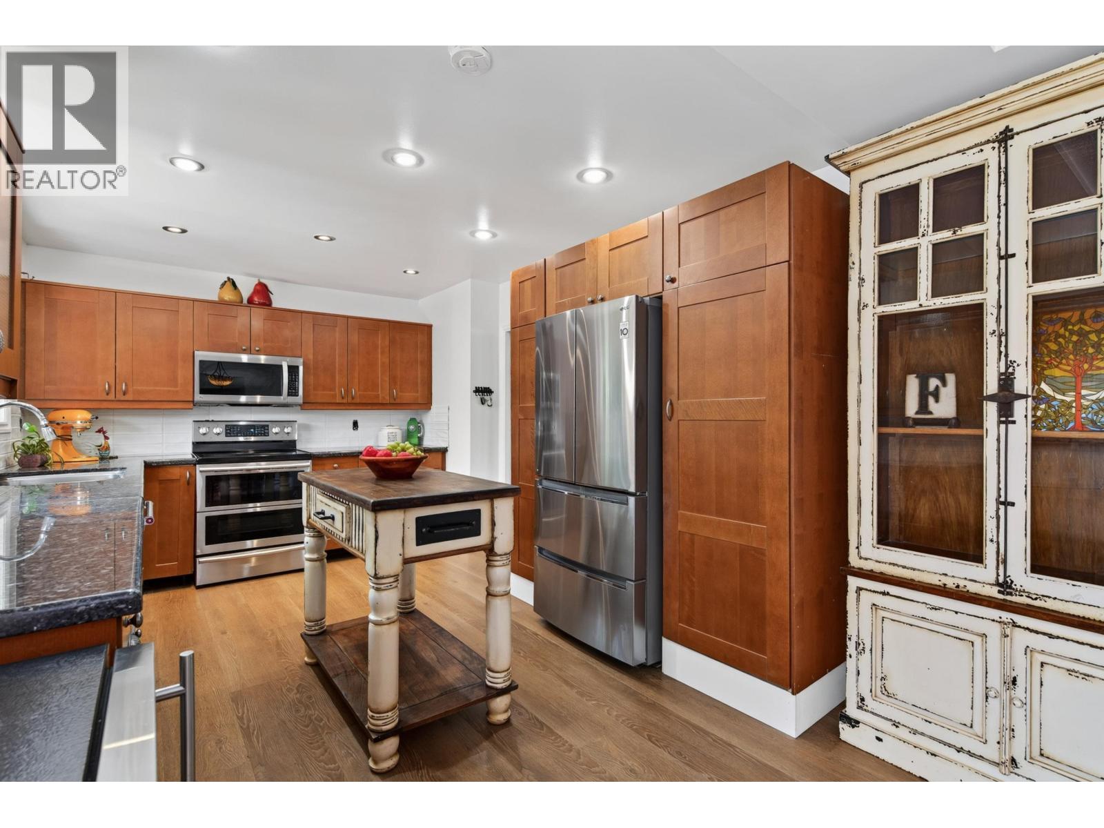 517 Ailsa Avenue, Port Moody, British Columbia  V3H 1A5 - Photo 12 - R3152052
