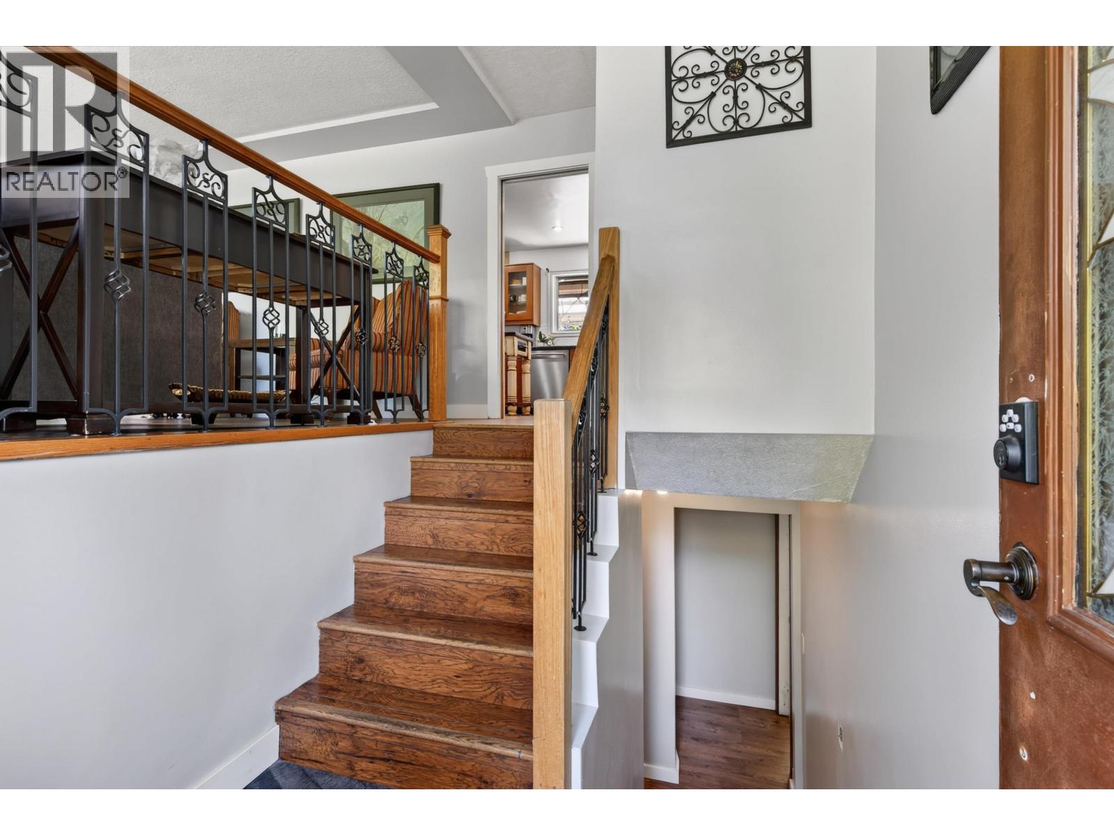517 Ailsa Avenue, Port Moody, British Columbia  V3H 1A5 - Photo 4 - R3152052