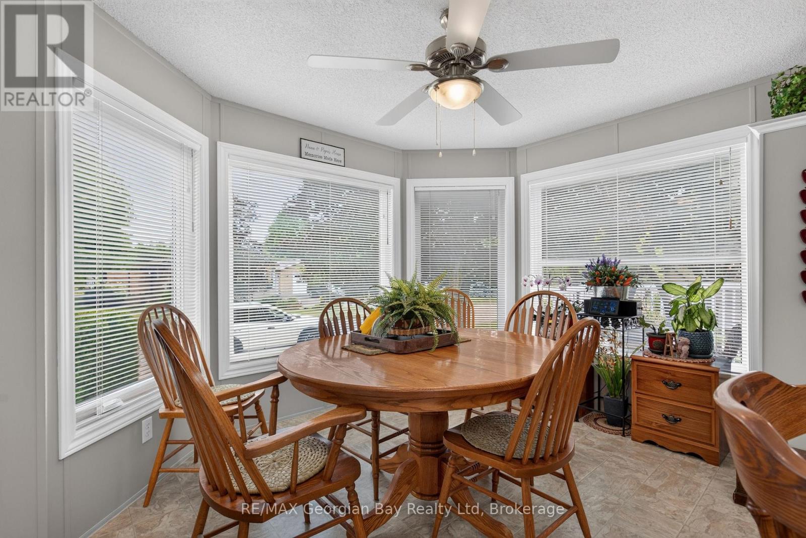 27 Scottsdale - 5411 Elliott Side Road, Tay, Ontario  L4R 4K3 - Photo 4 - S13634044