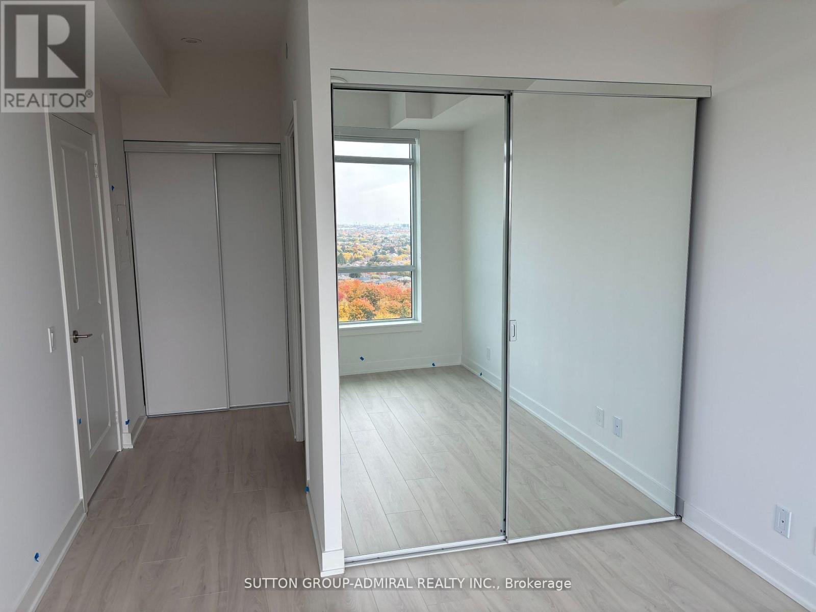 A1505 - 30 Upper Mall Way, Vaughan, Ontario  L4J 0L7 - Photo 9 - N13633958